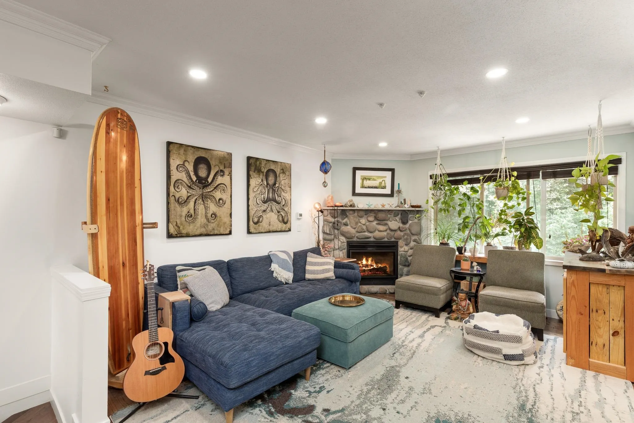 1158 Carmel Place #6