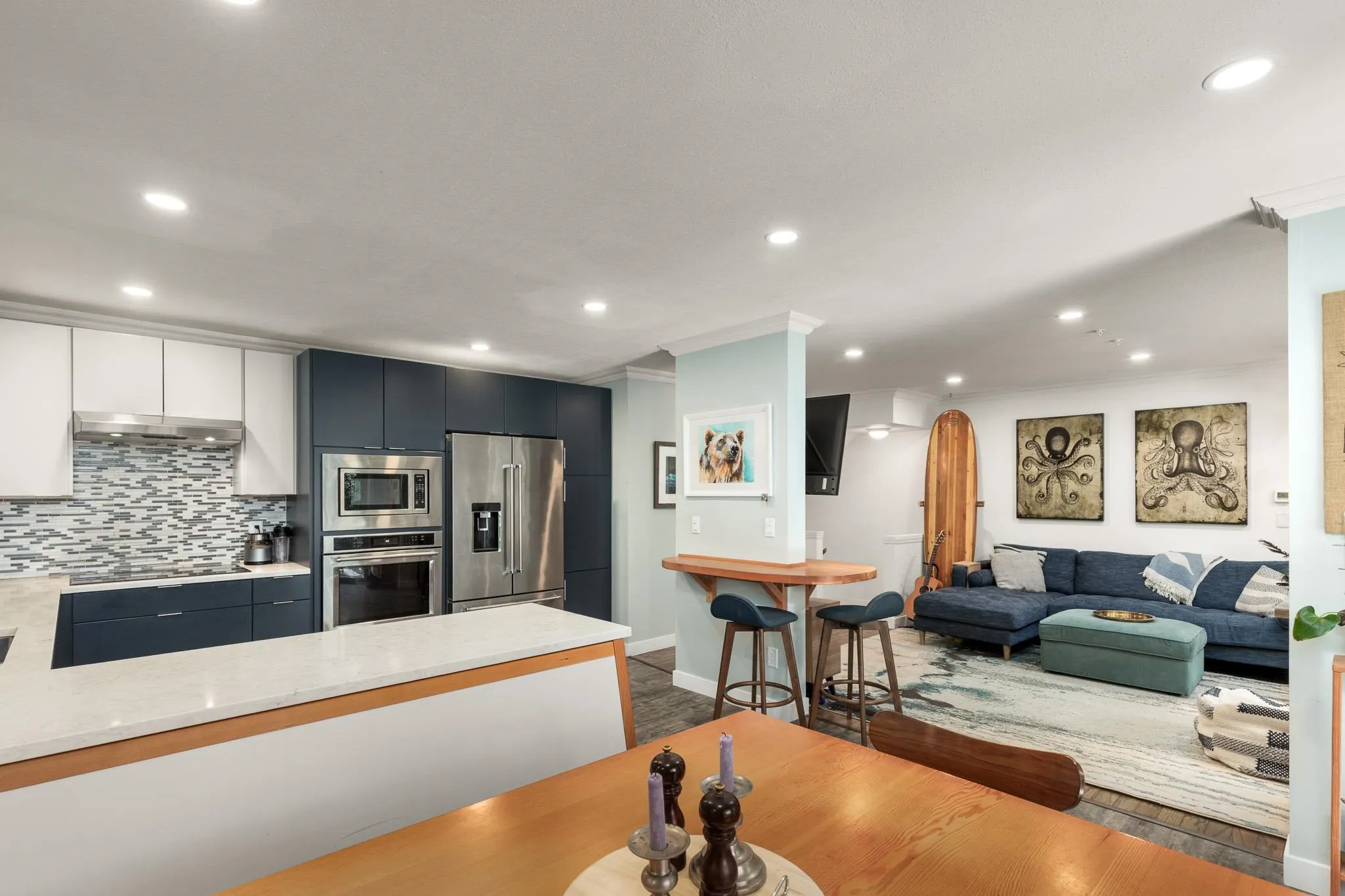 1158 Carmel Place #6