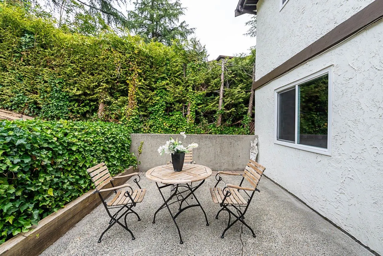1205 Cypress Place