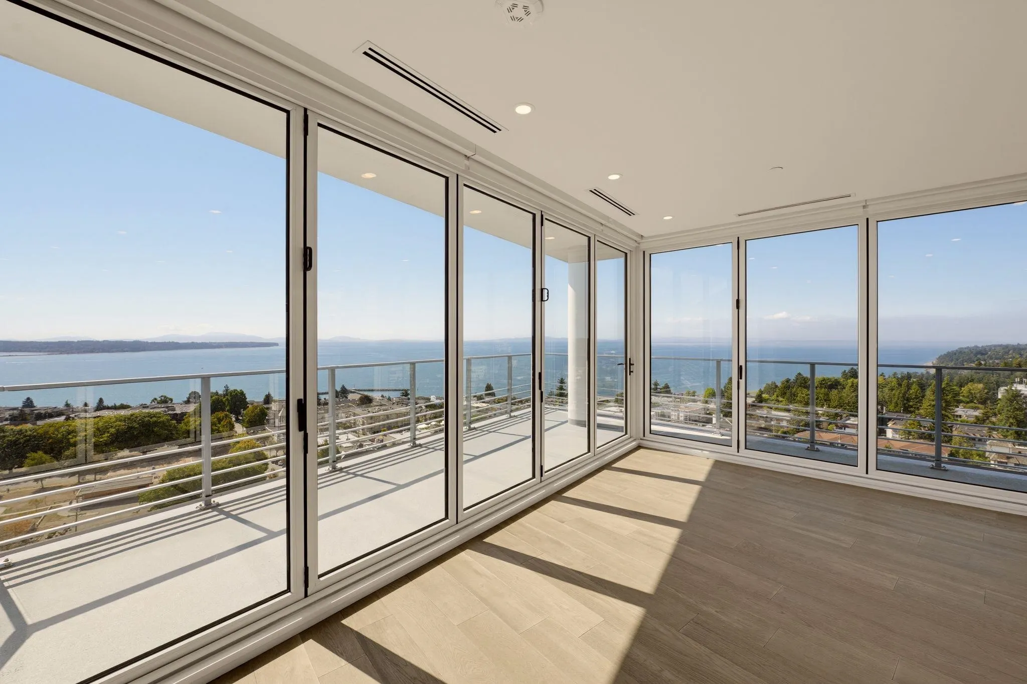 1342 Johnston Road #1302