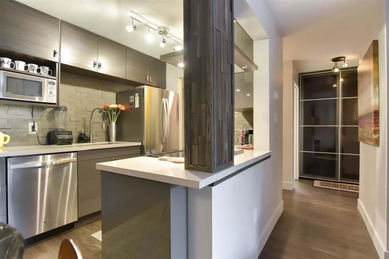 2885 Spruce Street #205