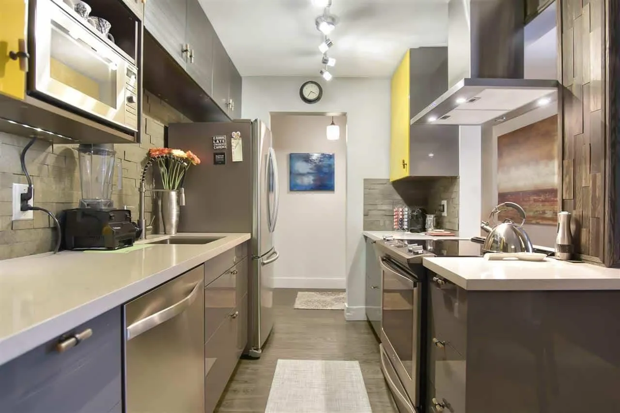 2885 Spruce Street #205