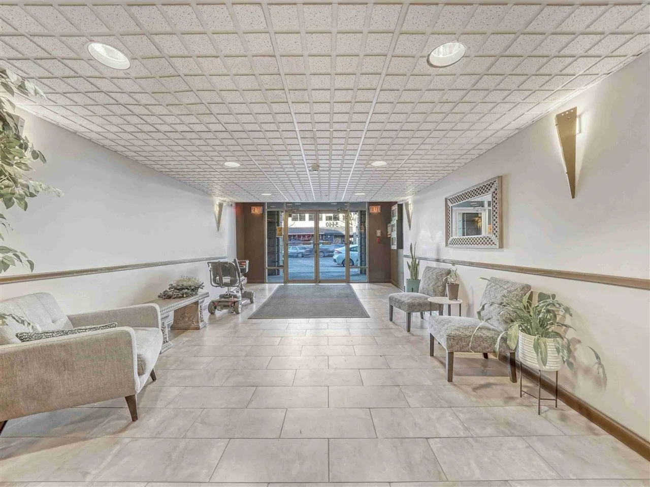 3440 W Broadway #126