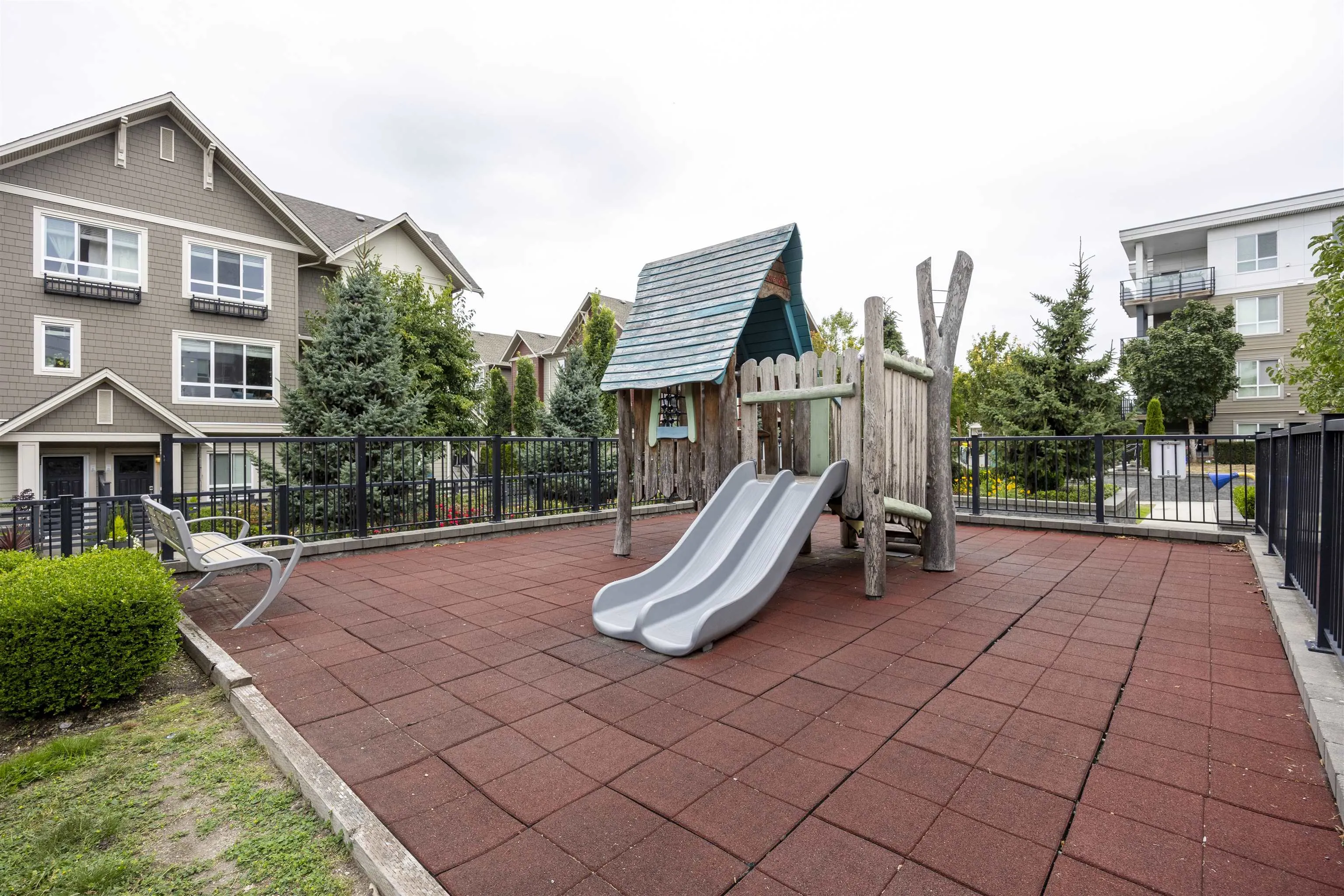 4690 Hawk Lane #417