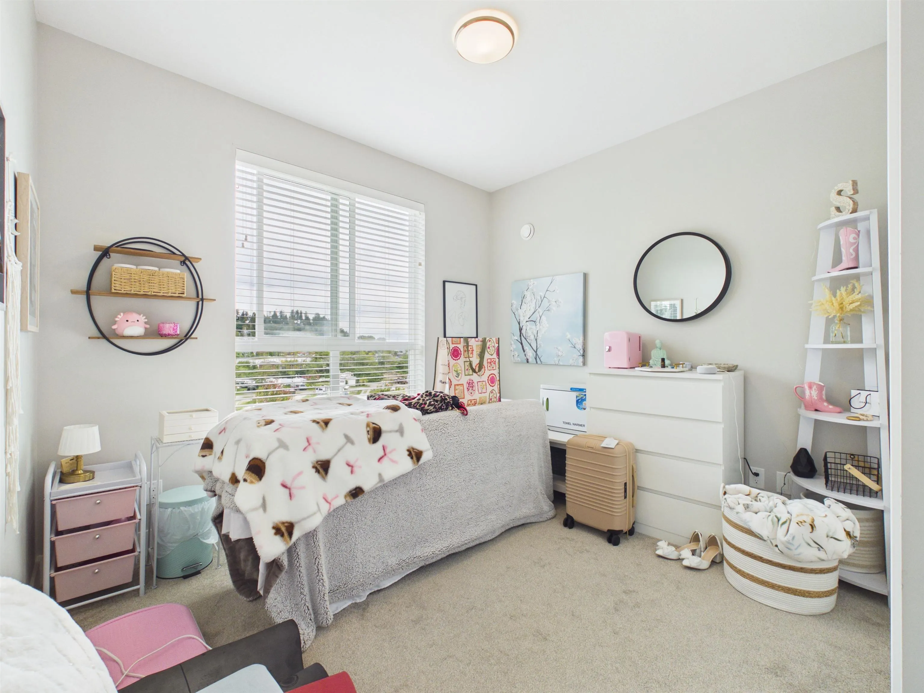 4690 Hawk Lane #417