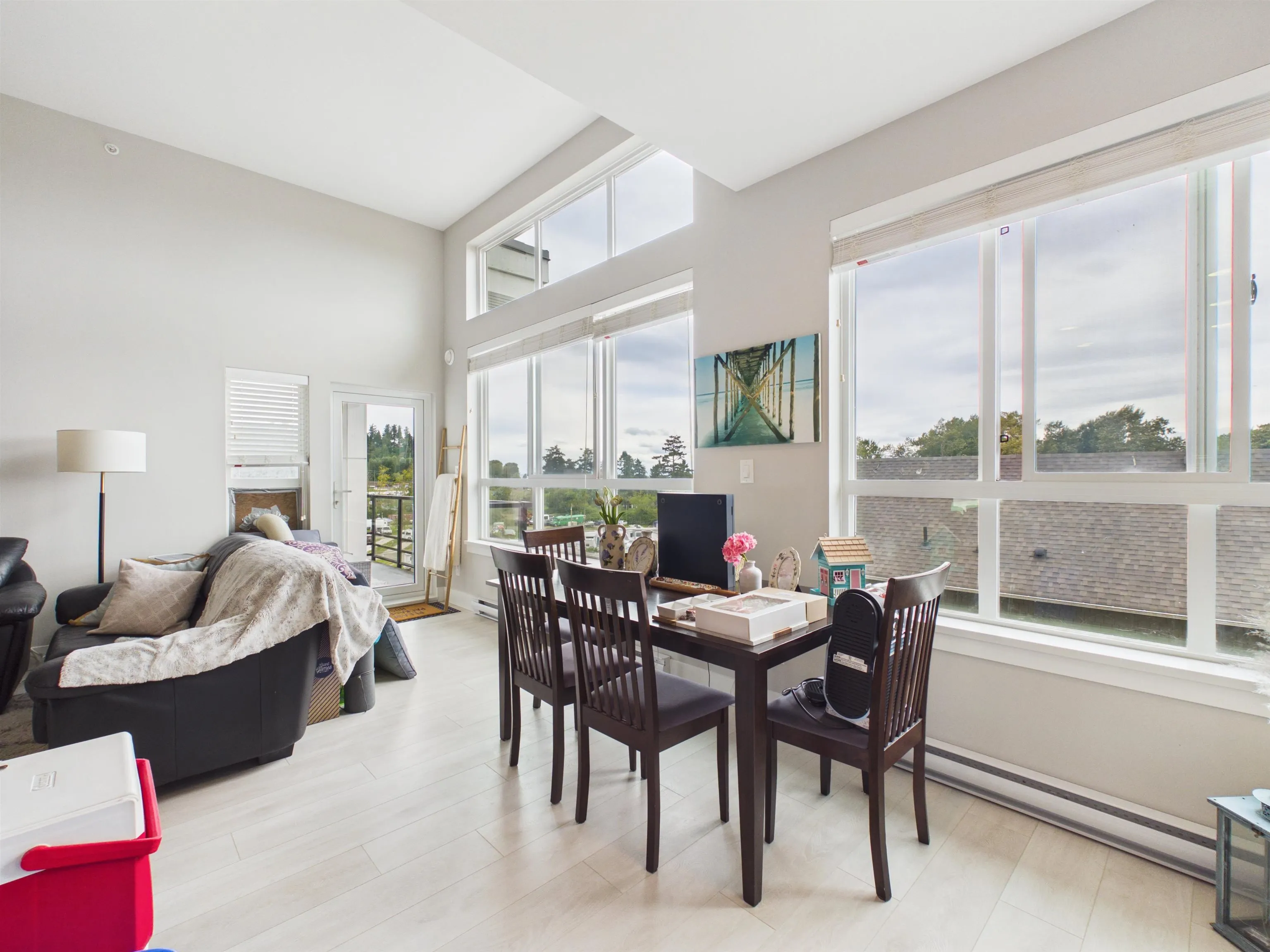 4690 Hawk Lane #417