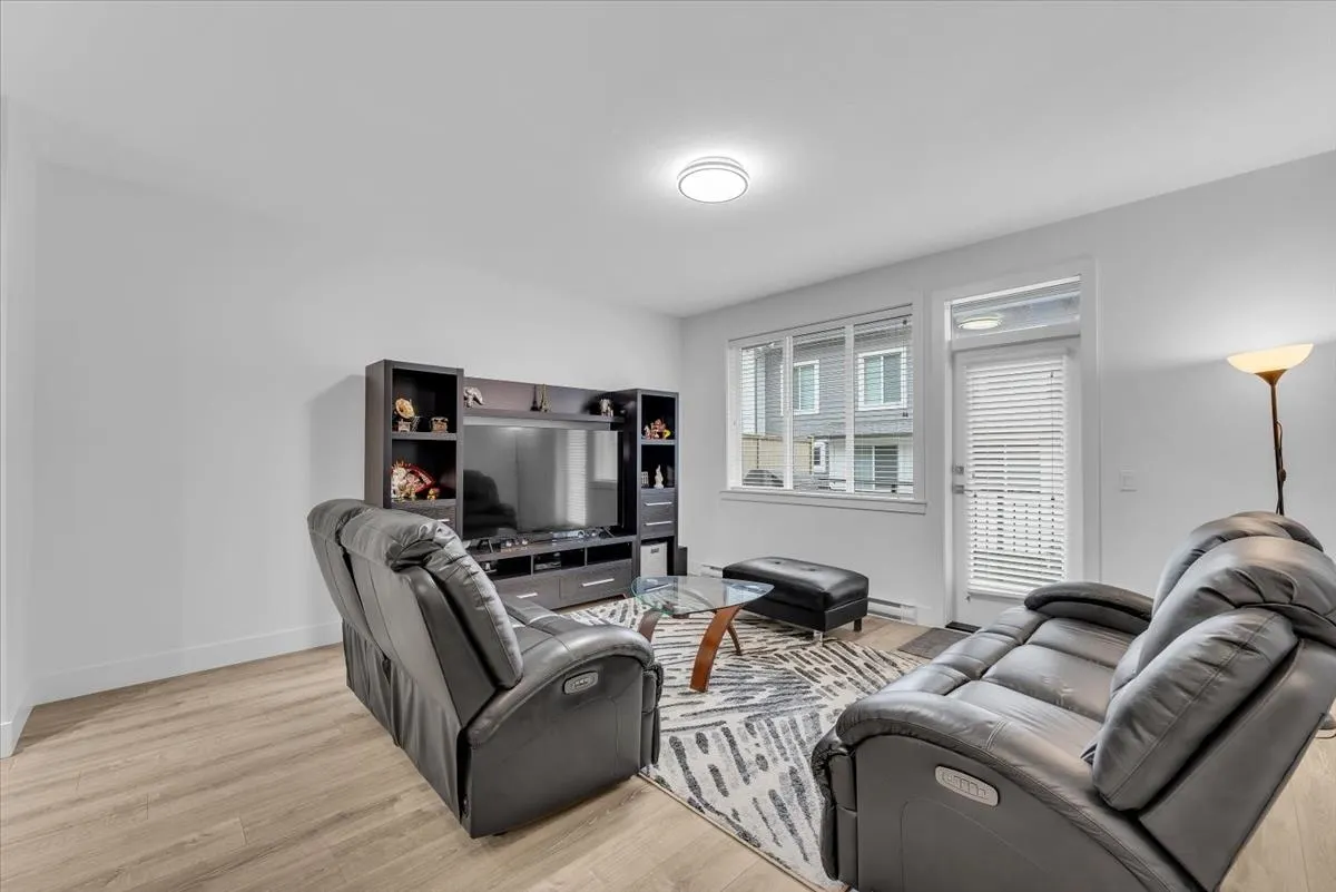 9718 161a Street #35
