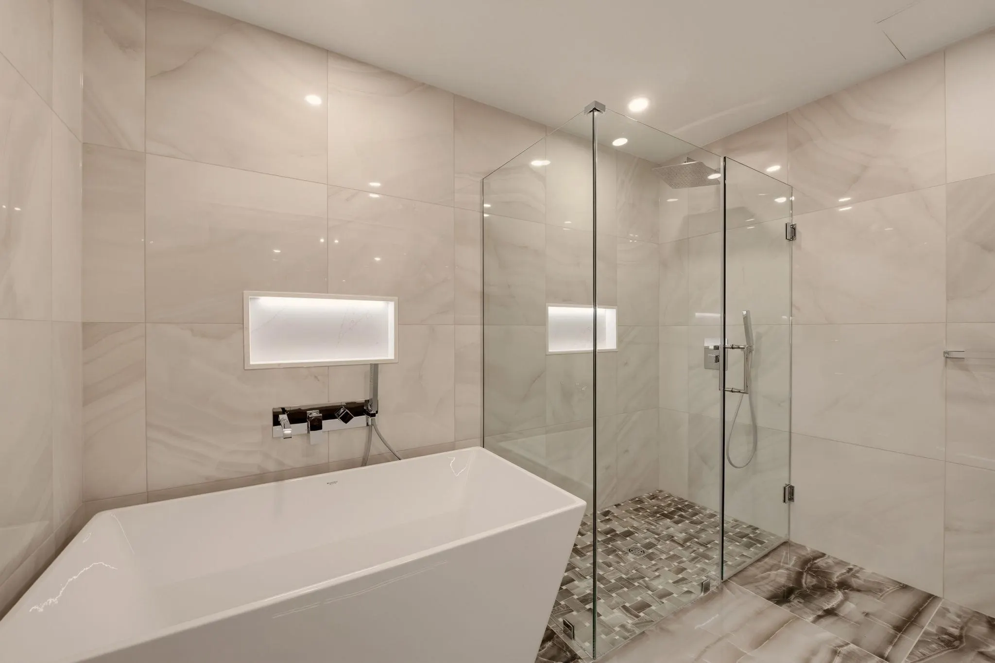 1342 Johnston Road #212