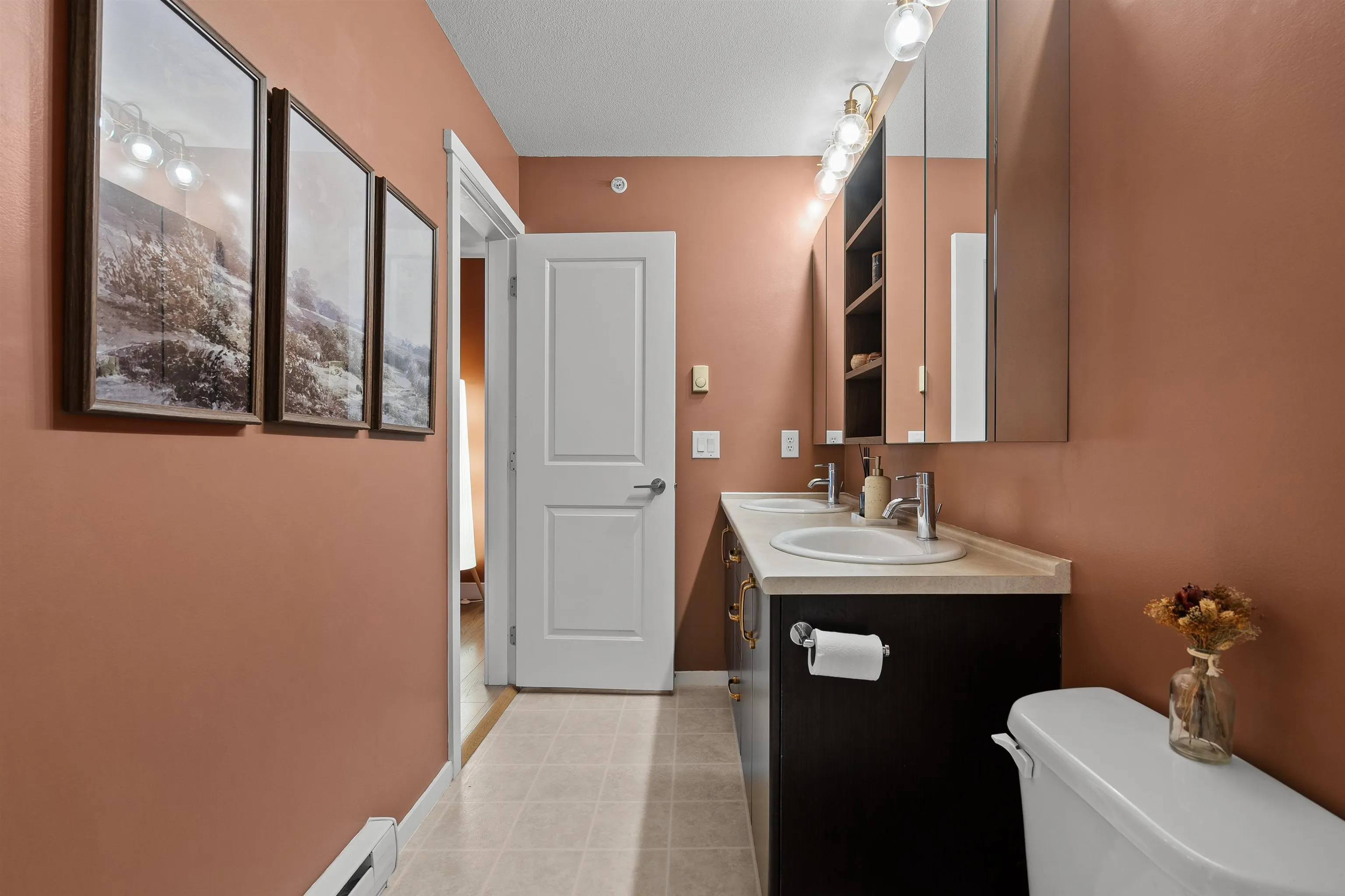 700 Klahanie Drive #407