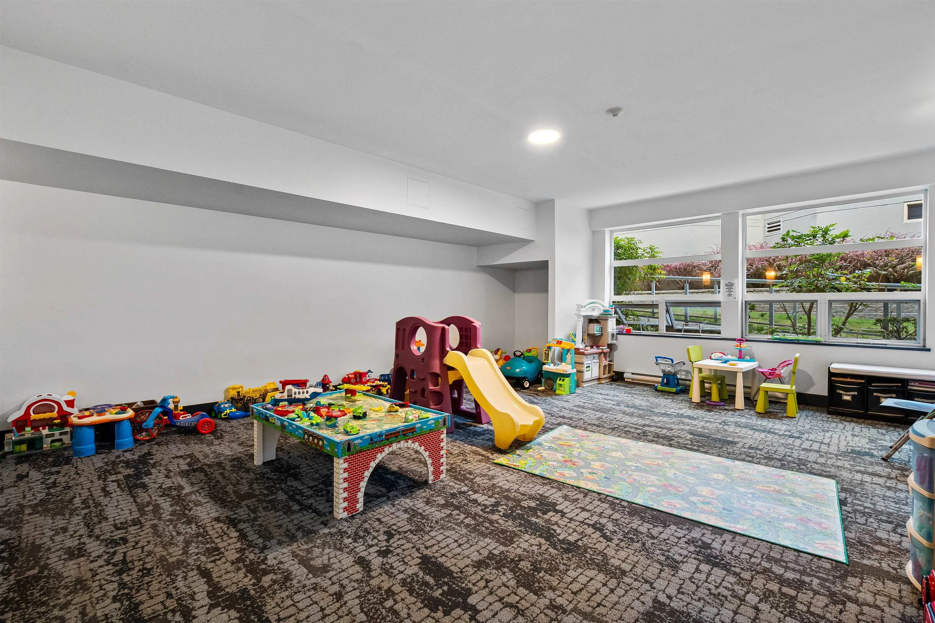 700 Klahanie Drive #407