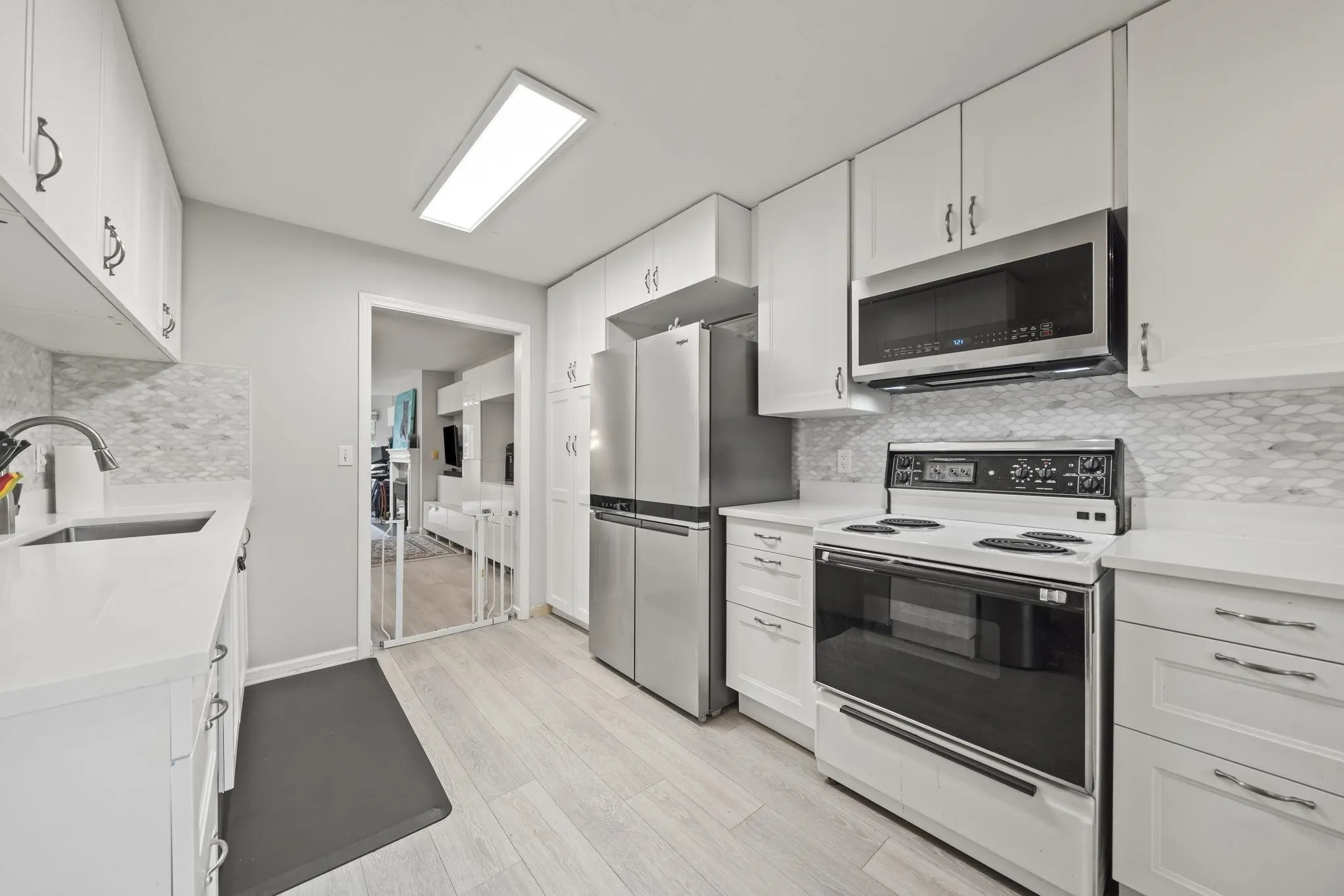 4811 53 Street #A210