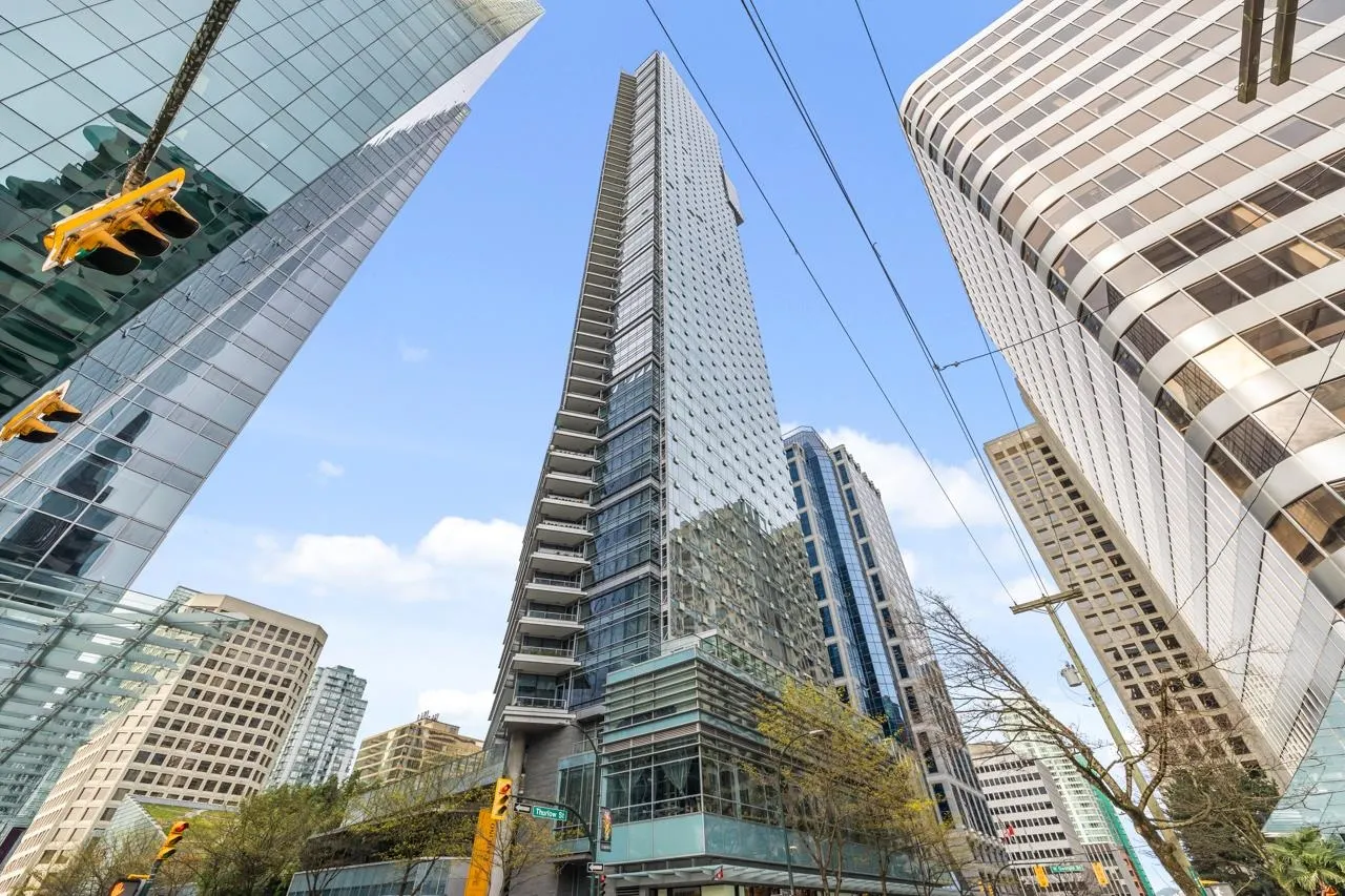 1111 Alberni Street #3302