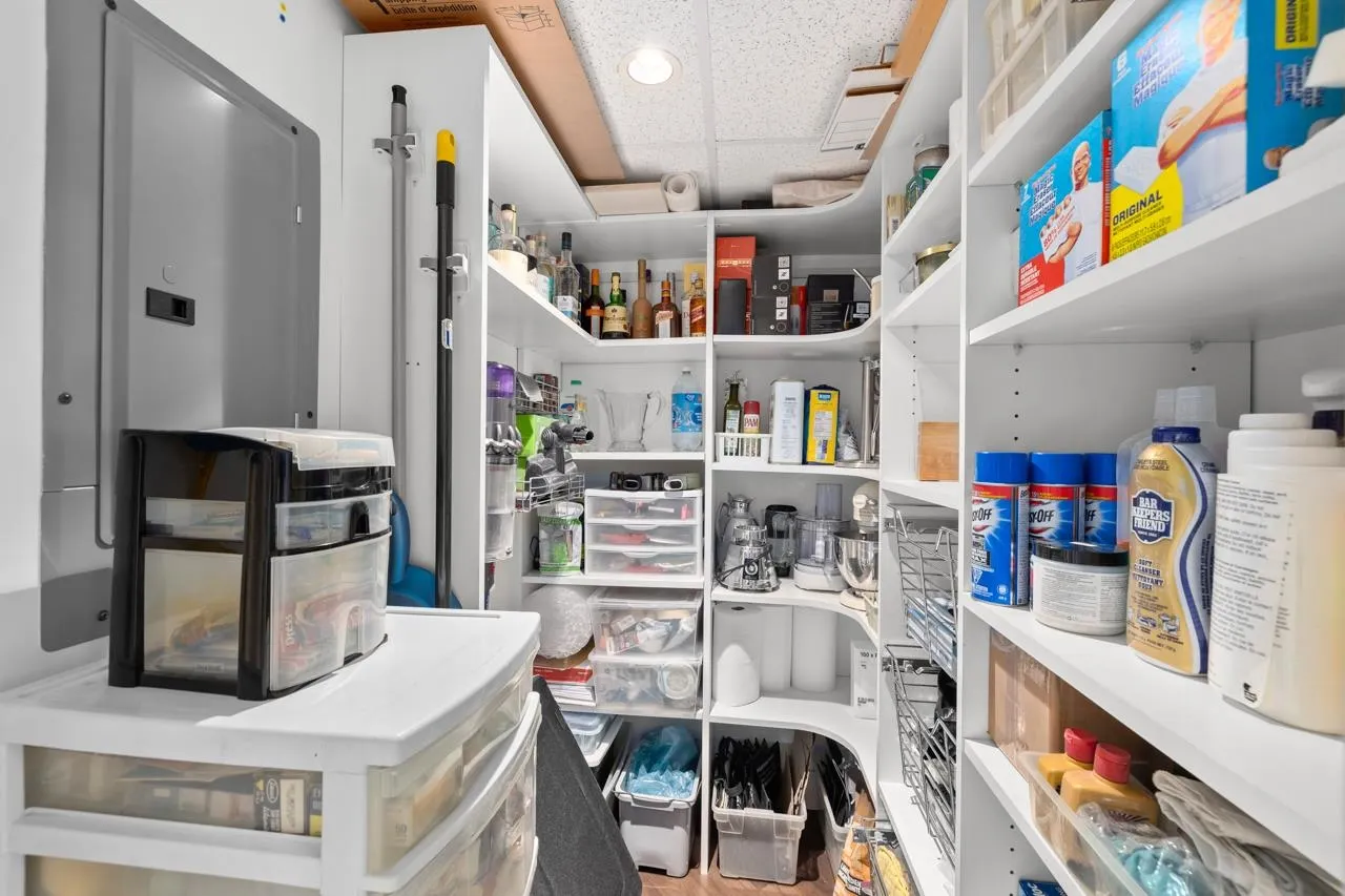 1111 Alberni Street #3302