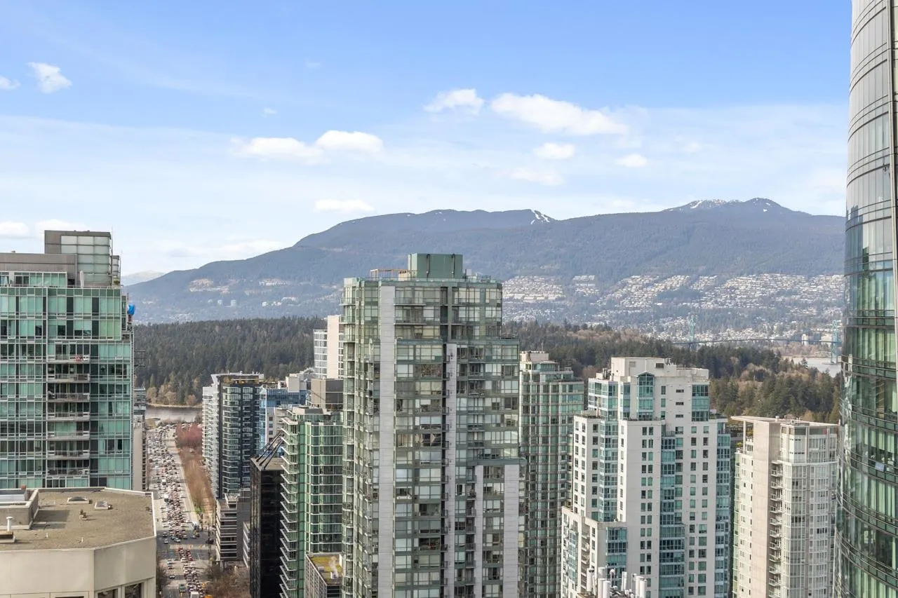 1111 Alberni Street #3302