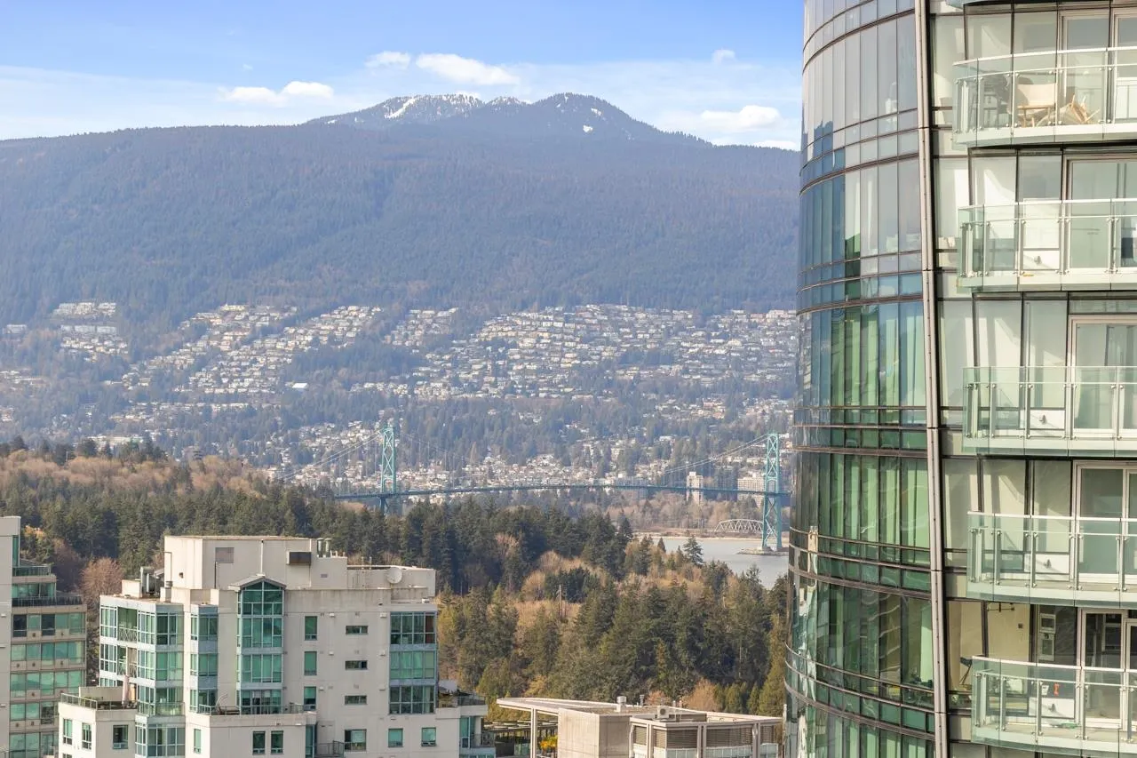 1111 Alberni Street #3302