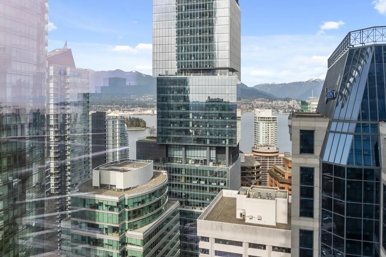 1111 Alberni Street #3302