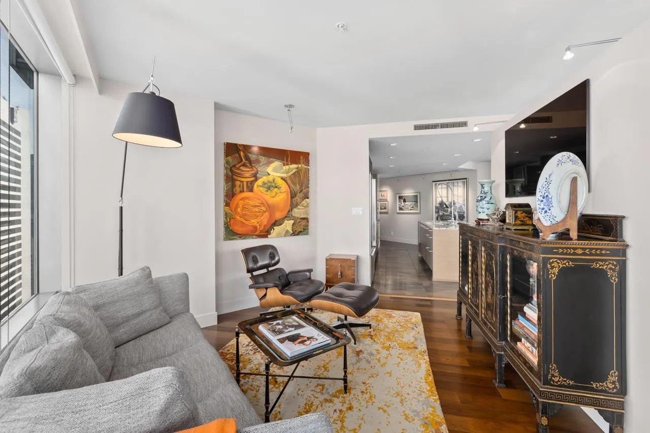 1111 Alberni Street #3302