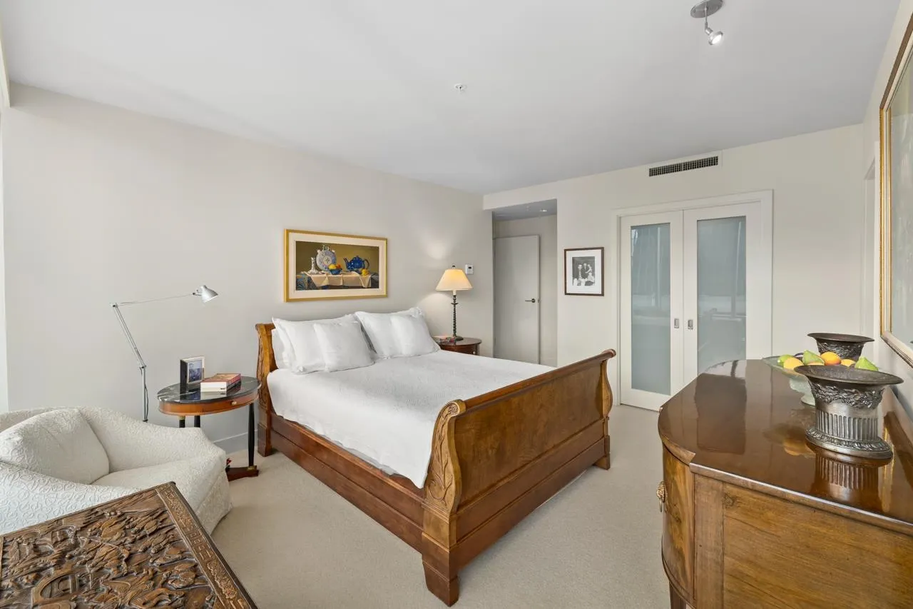1111 Alberni Street #3302