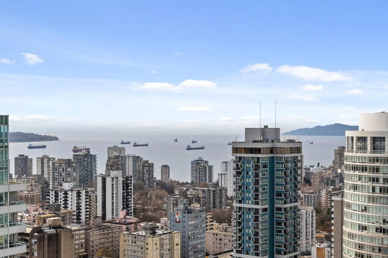 1111 Alberni Street #3302