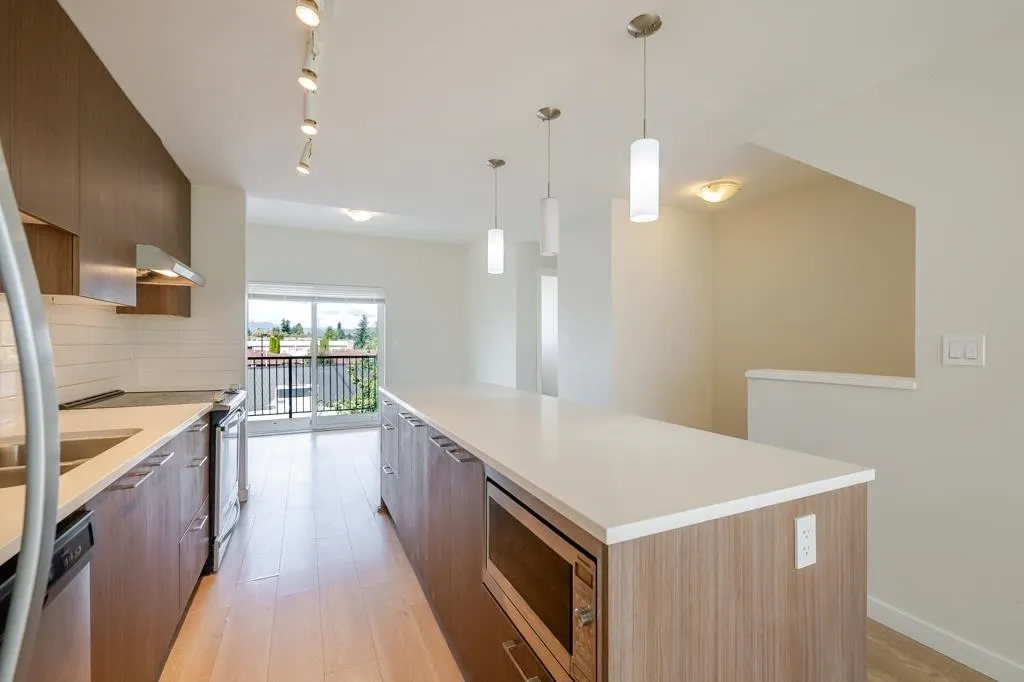 32633 Simon Avenue #77