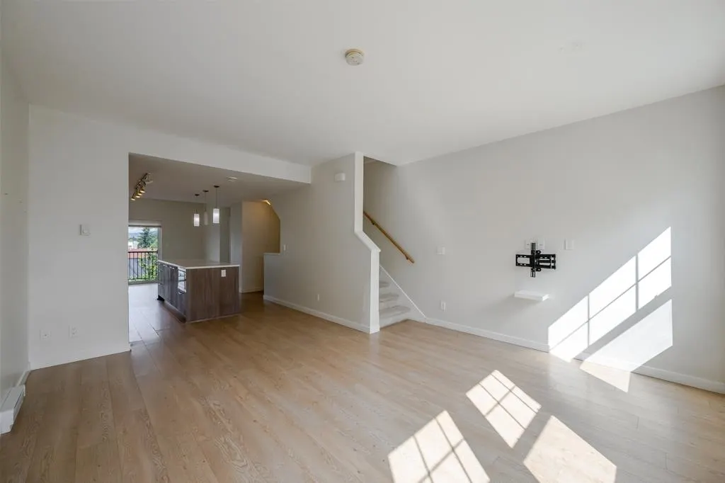 32633 Simon Avenue #77