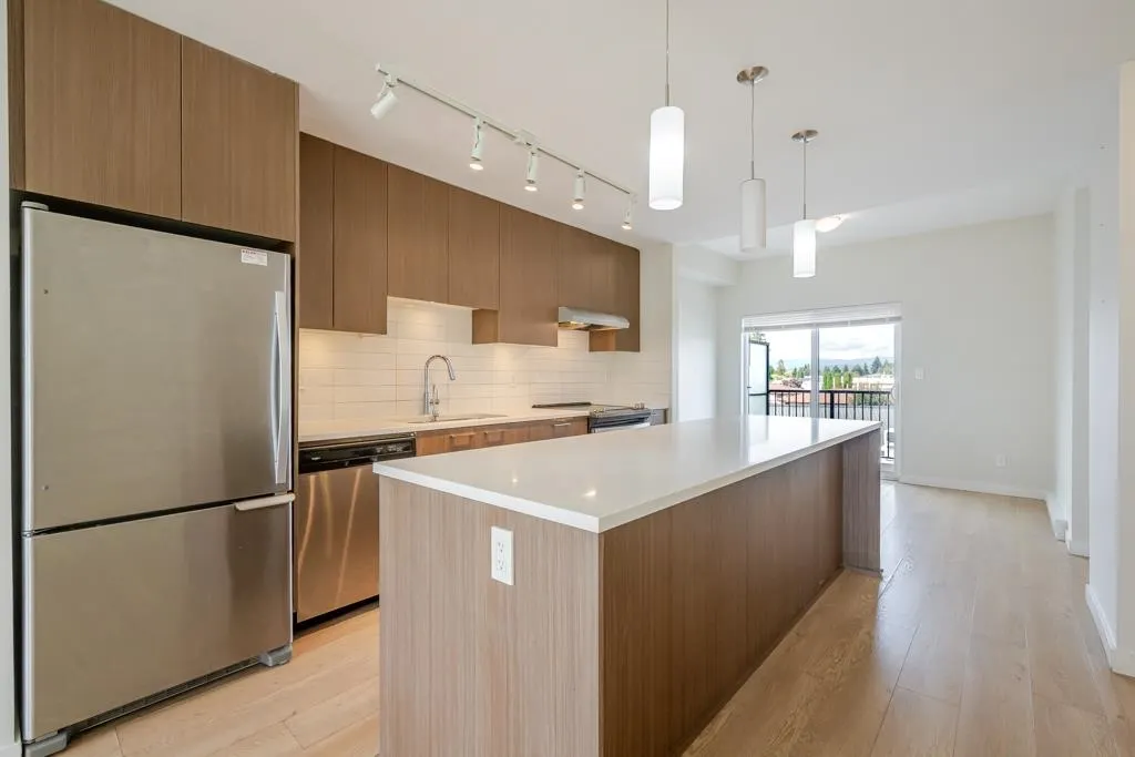 32633 Simon Avenue #77
