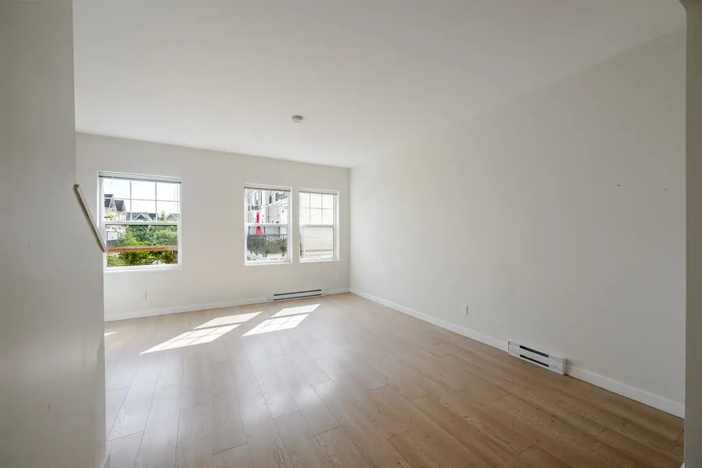 32633 Simon Avenue #77