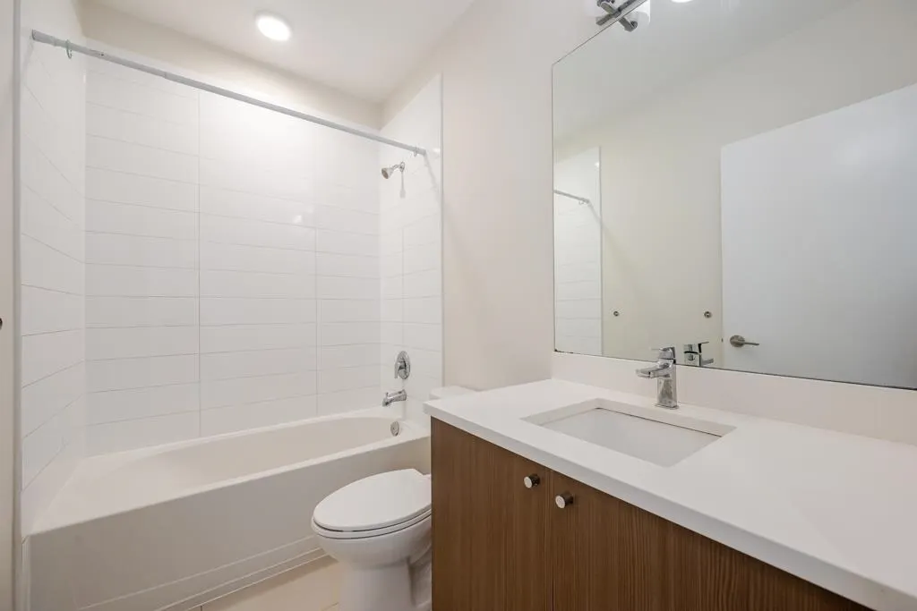 32633 Simon Avenue #77
