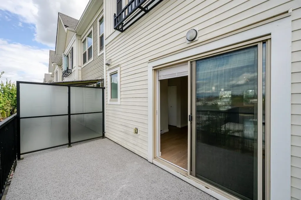 32633 Simon Avenue #77