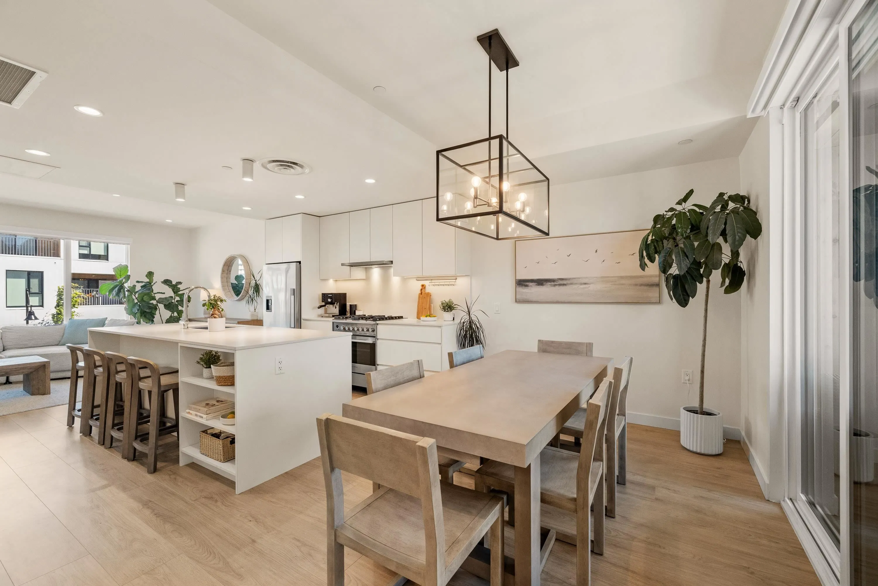 6340 Market Avenue #35
