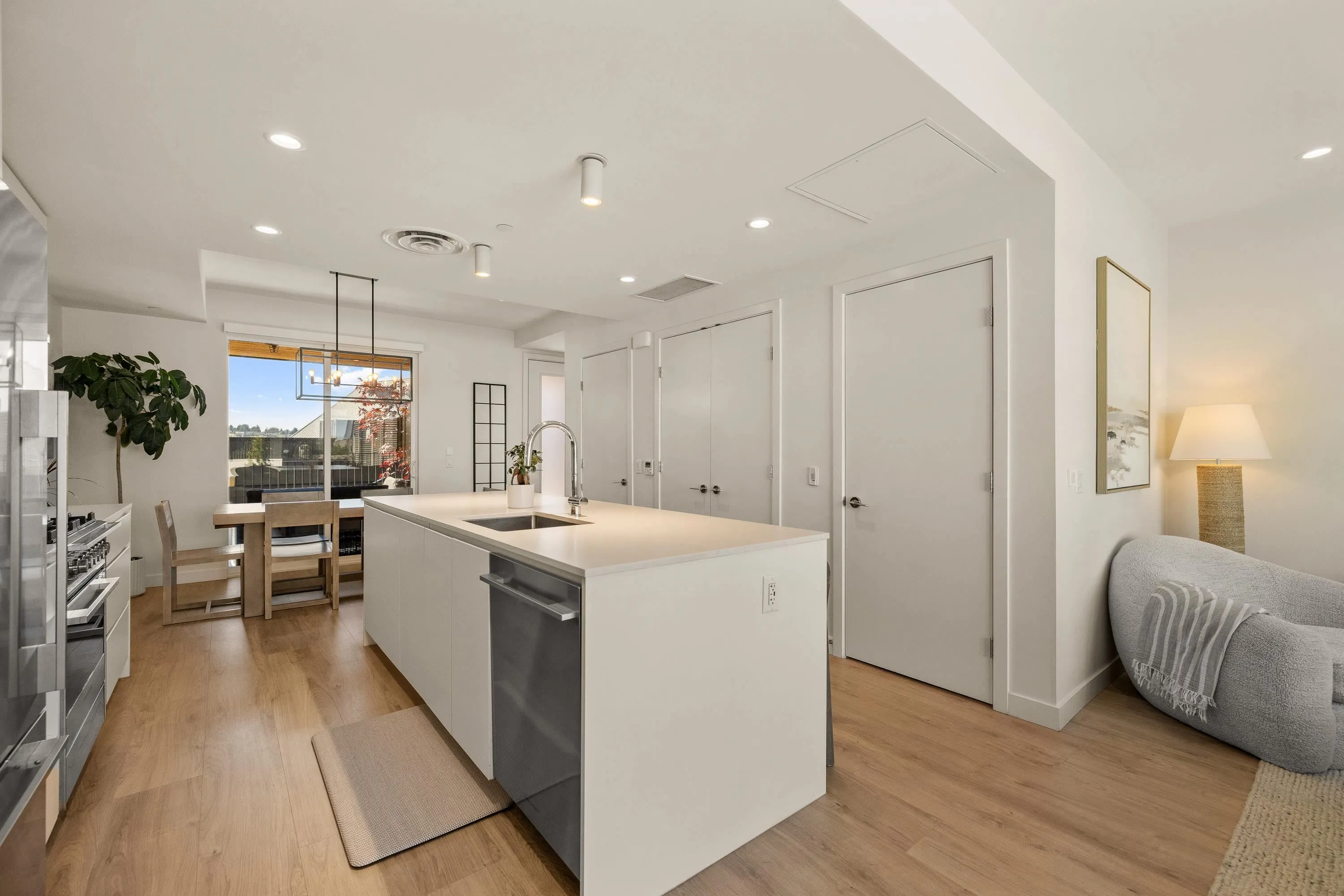 6340 Market Avenue #35