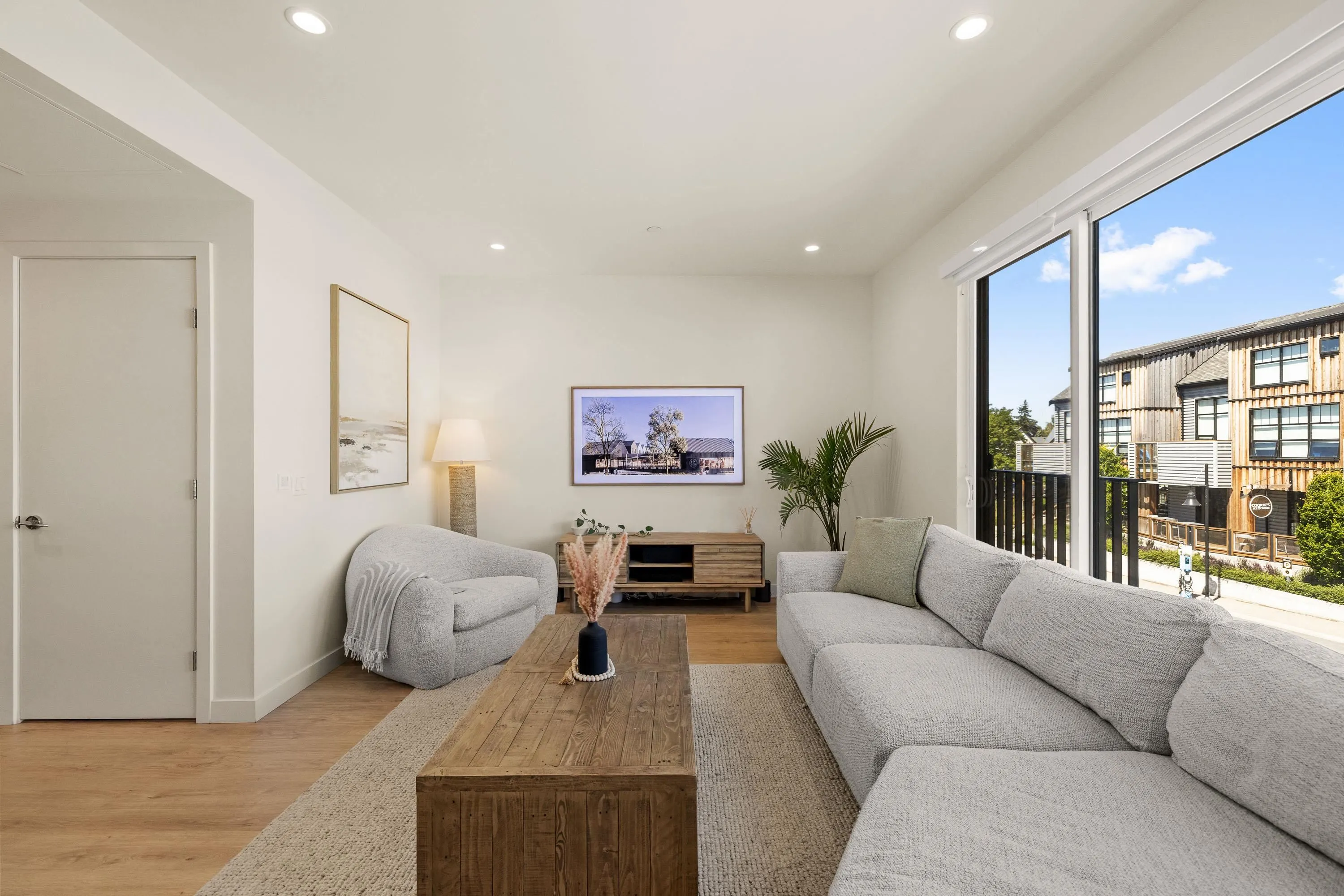 6340 Market Avenue #35