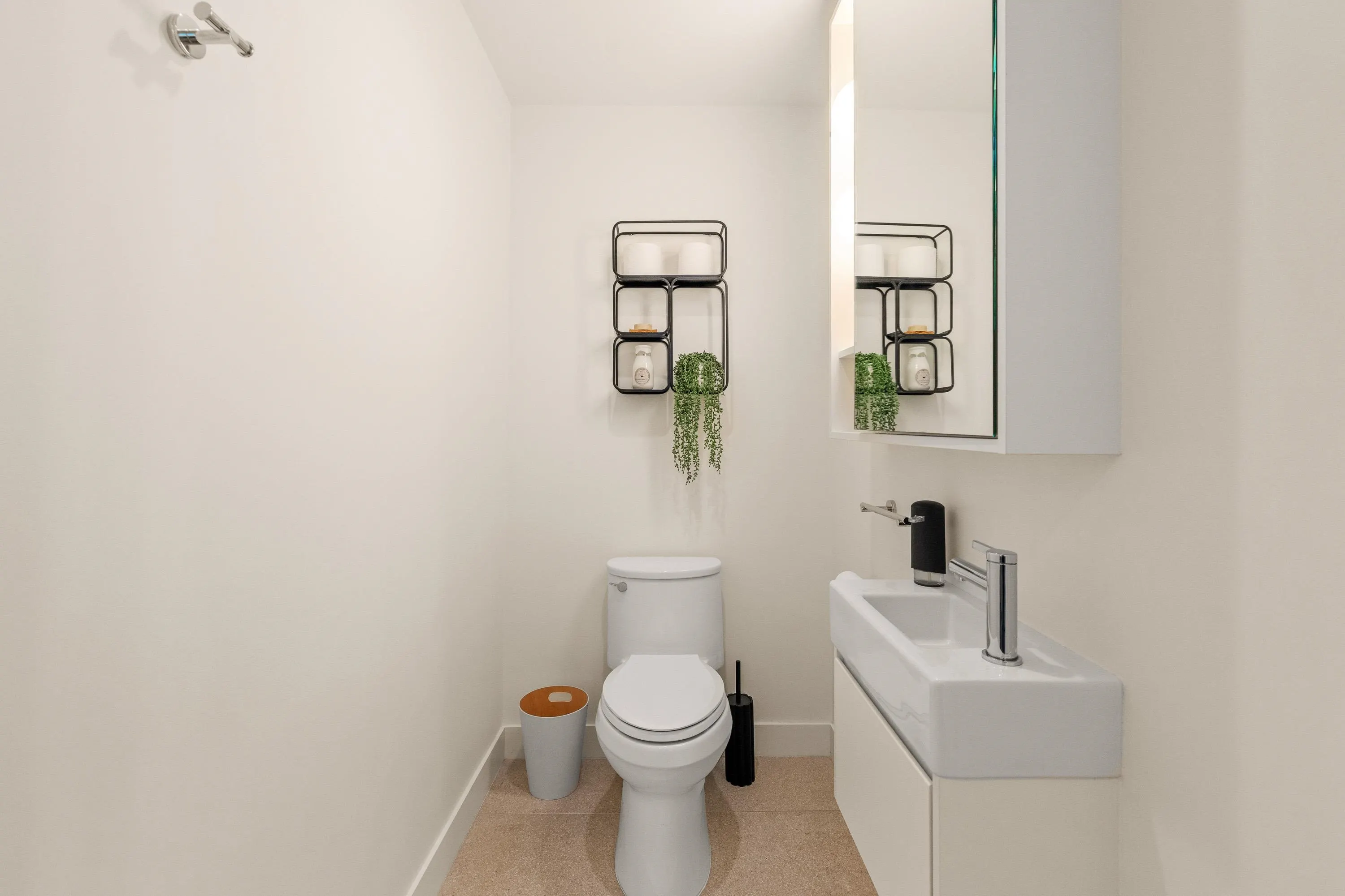 6340 Market Avenue #35