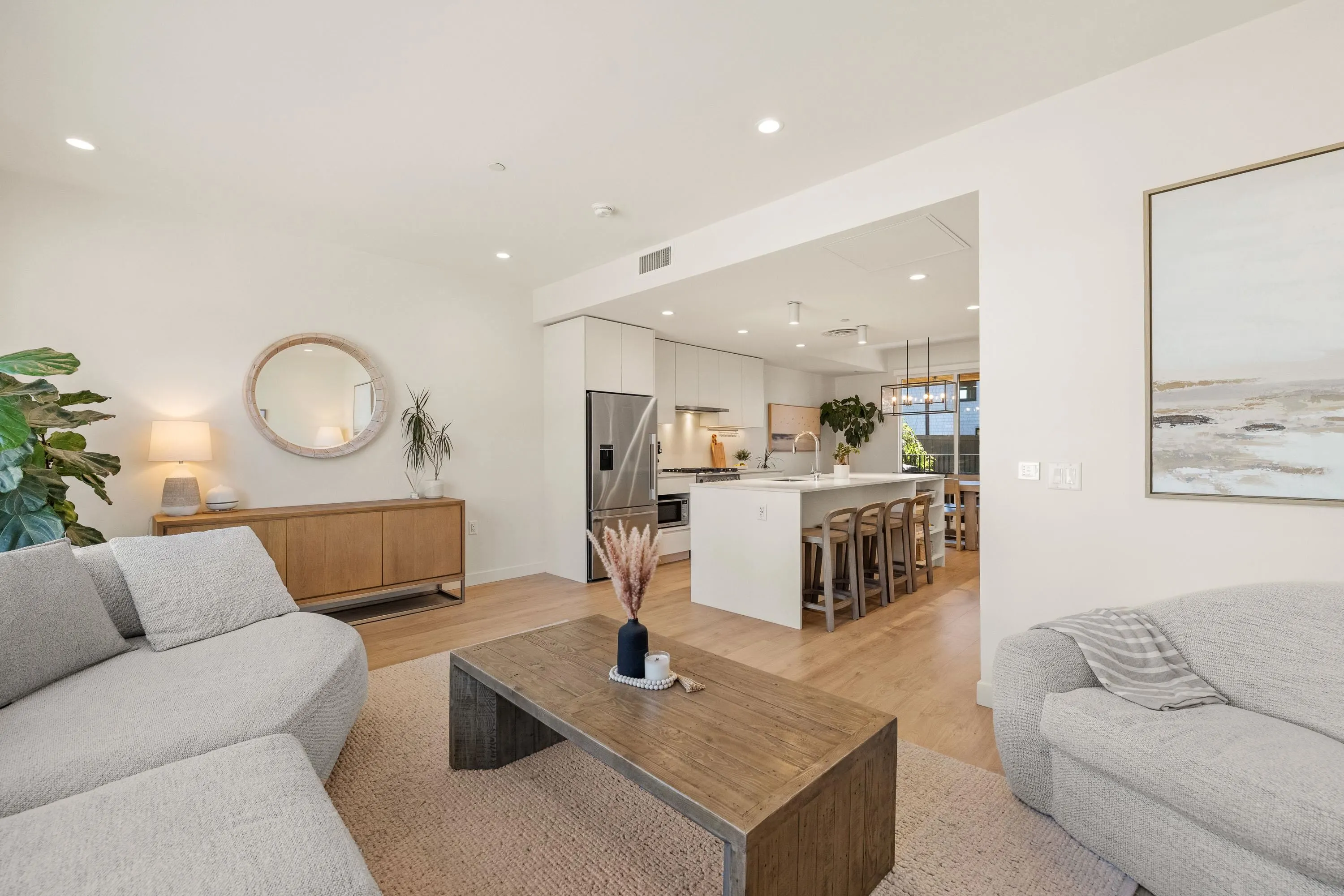 6340 Market Avenue #35