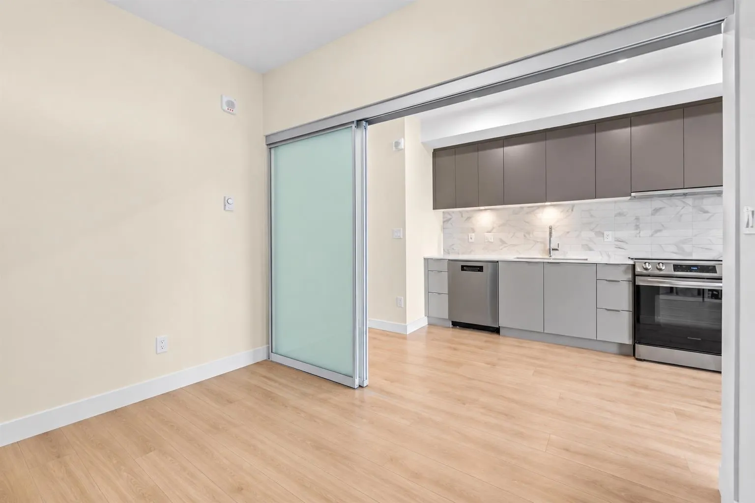 1792 Starling Drive #328