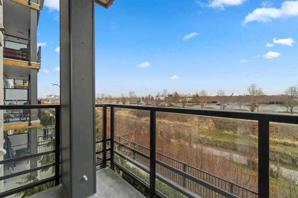 1792 Starling Drive #328