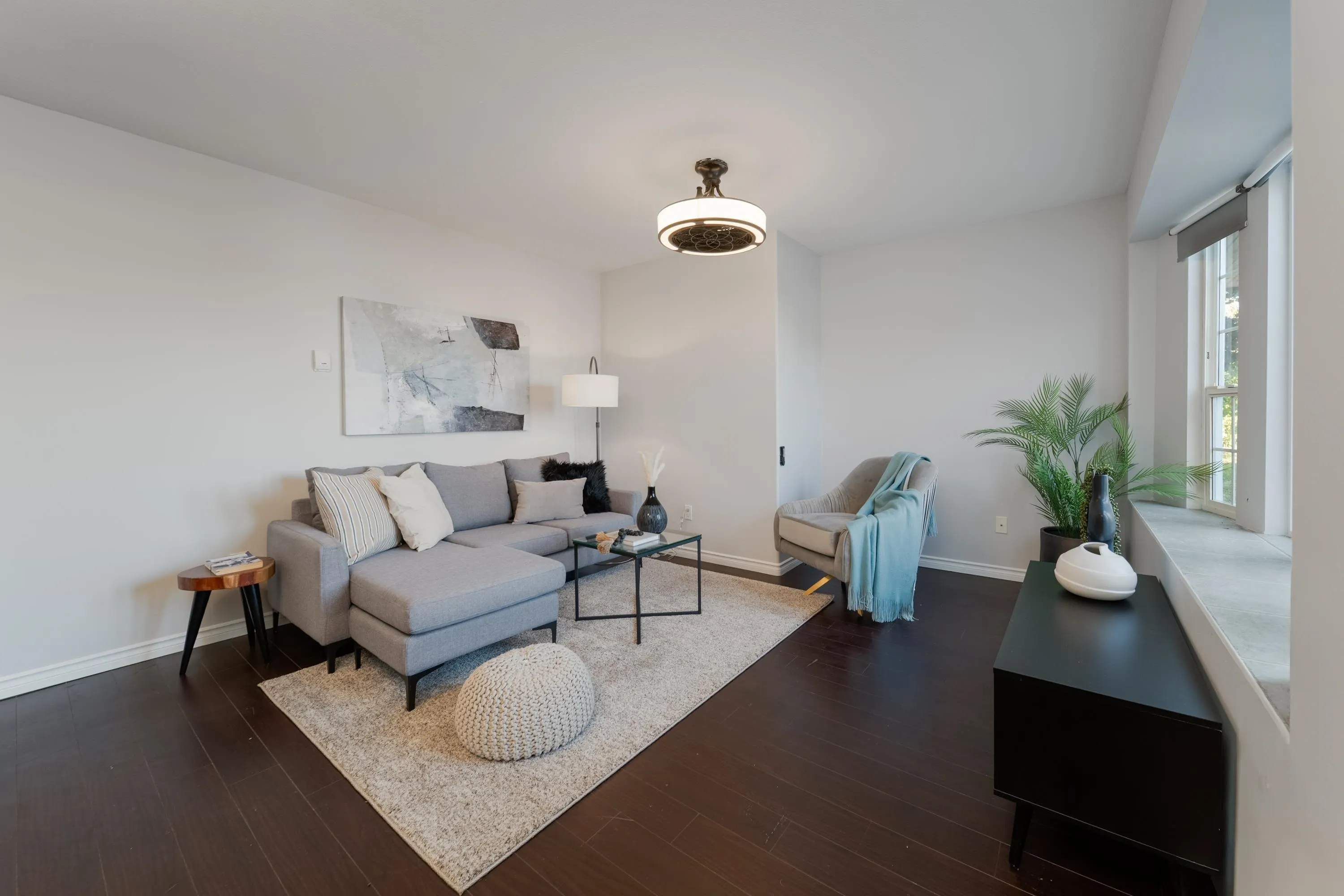 6522 Holly Park Drive