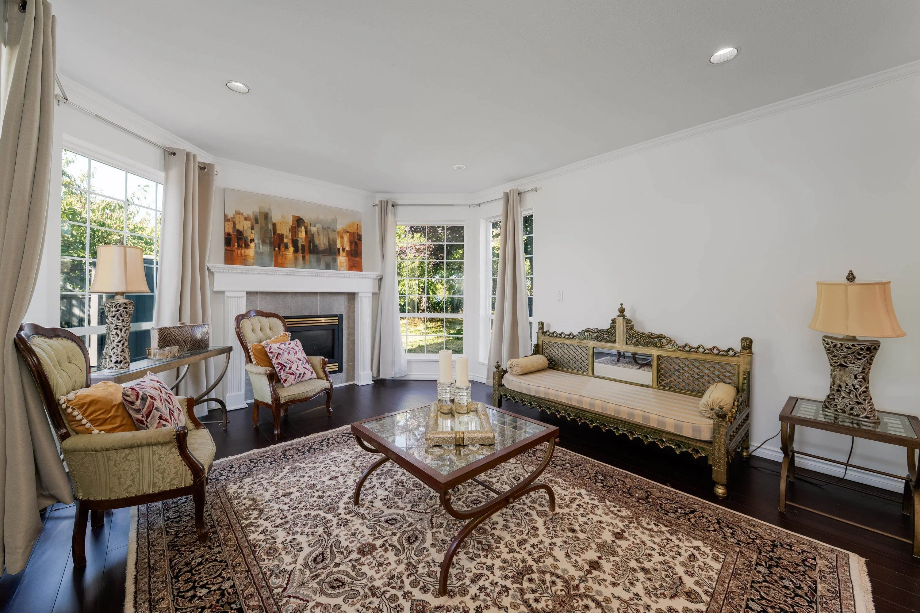 6522 Holly Park Drive