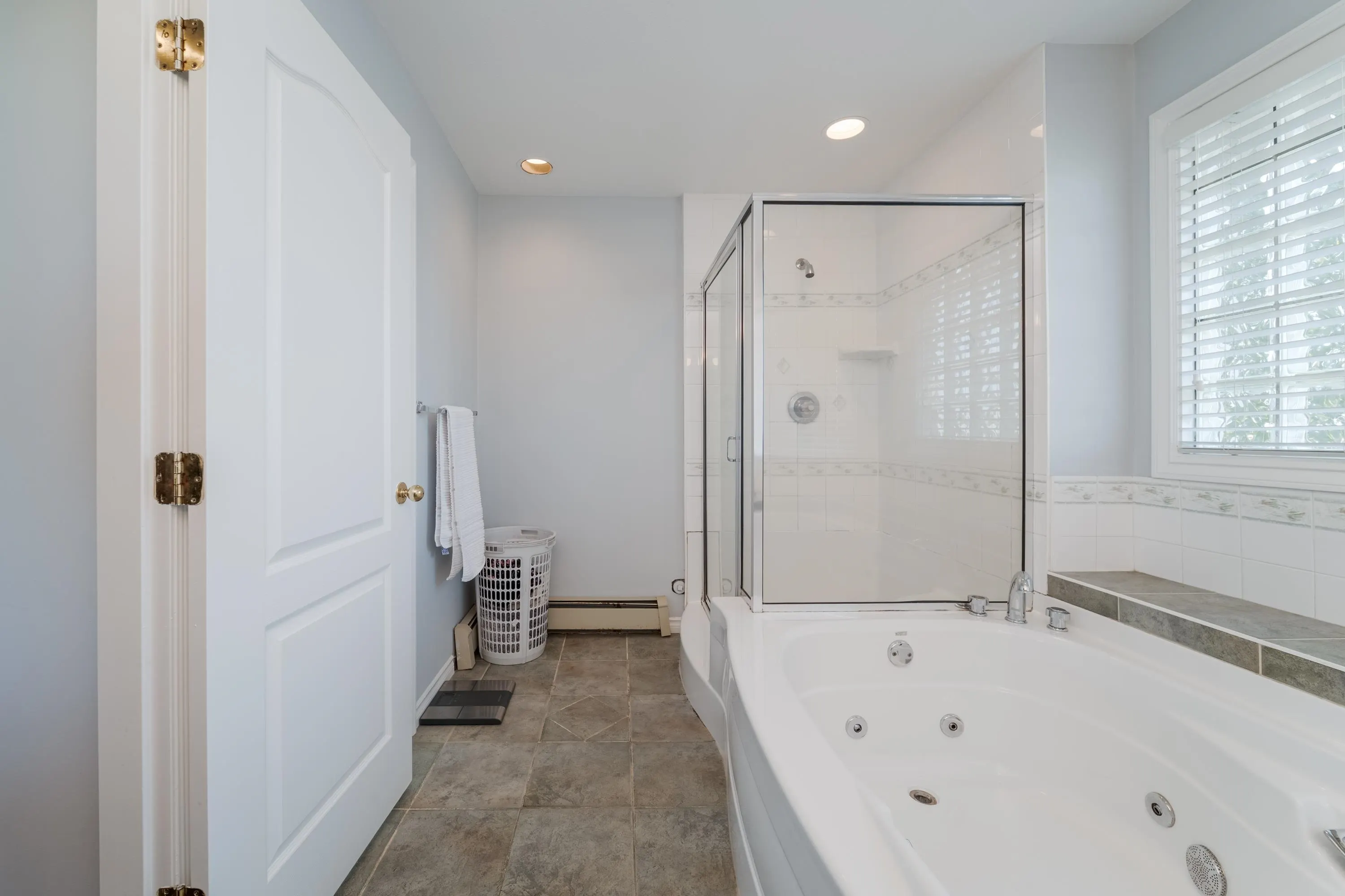 6522 Holly Park Drive