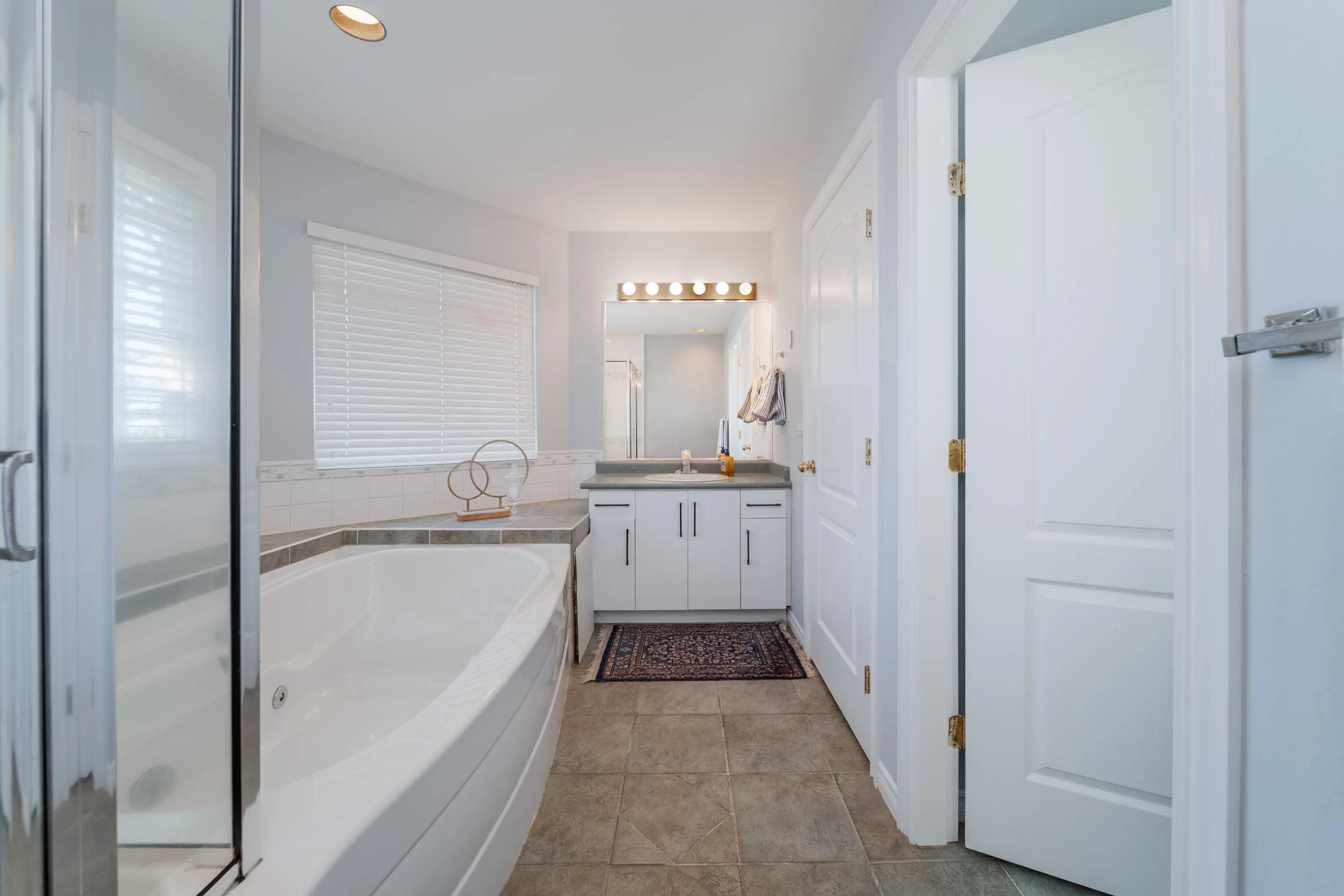 6522 Holly Park Drive