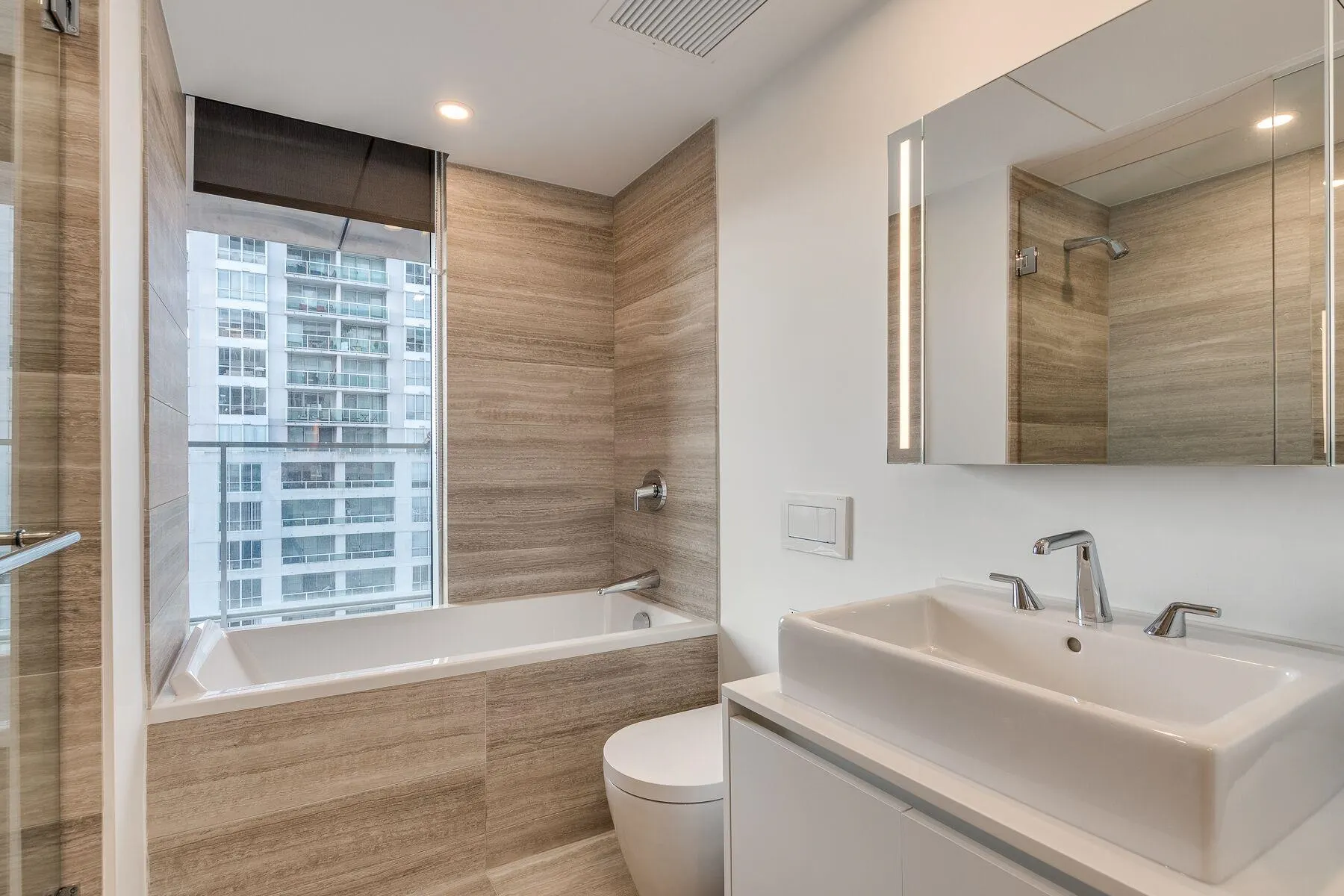 1480 Howe Street #1102