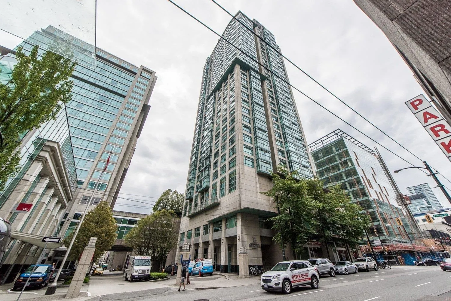 438 Seymour St #1002