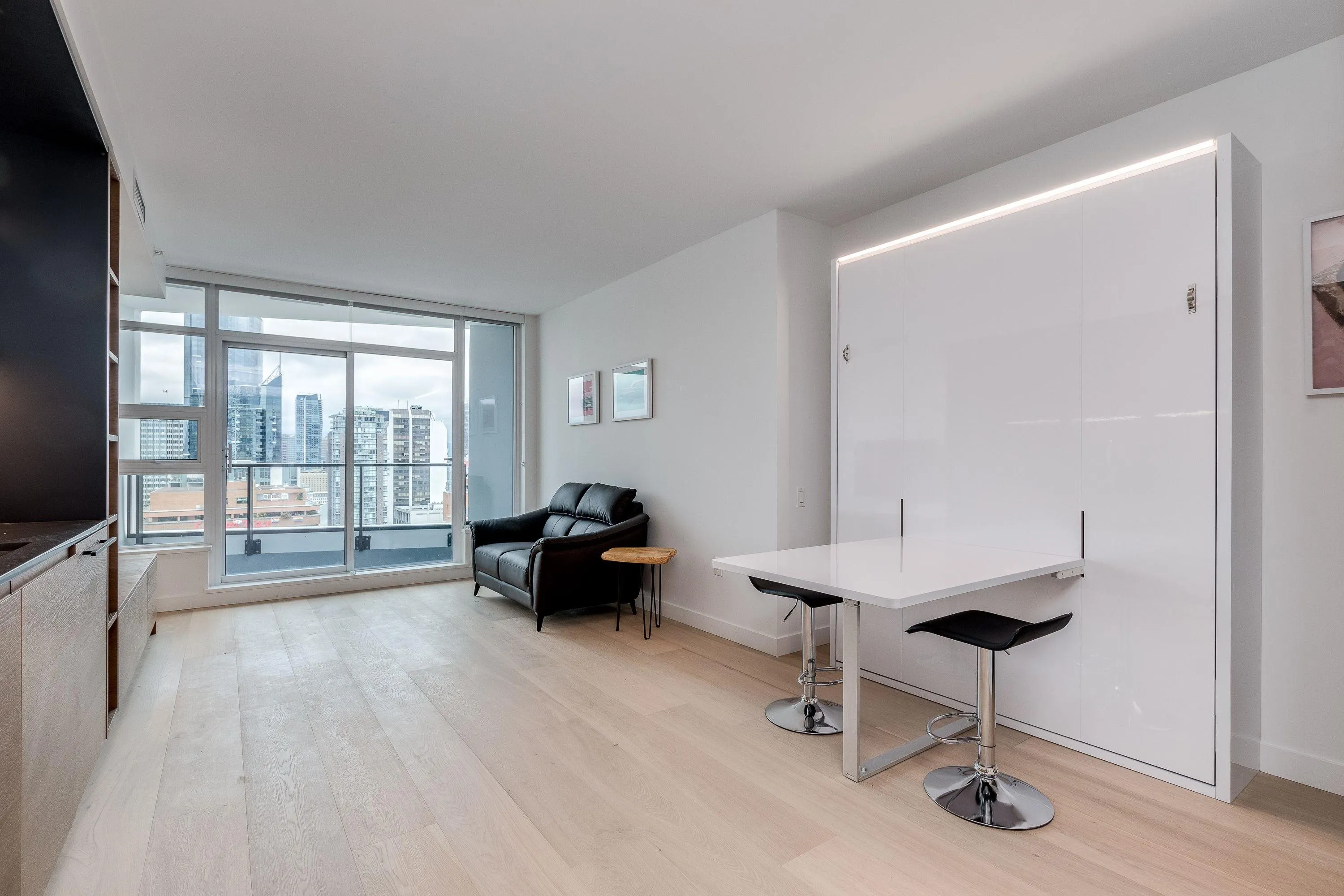 1289 Hornby Street #3006