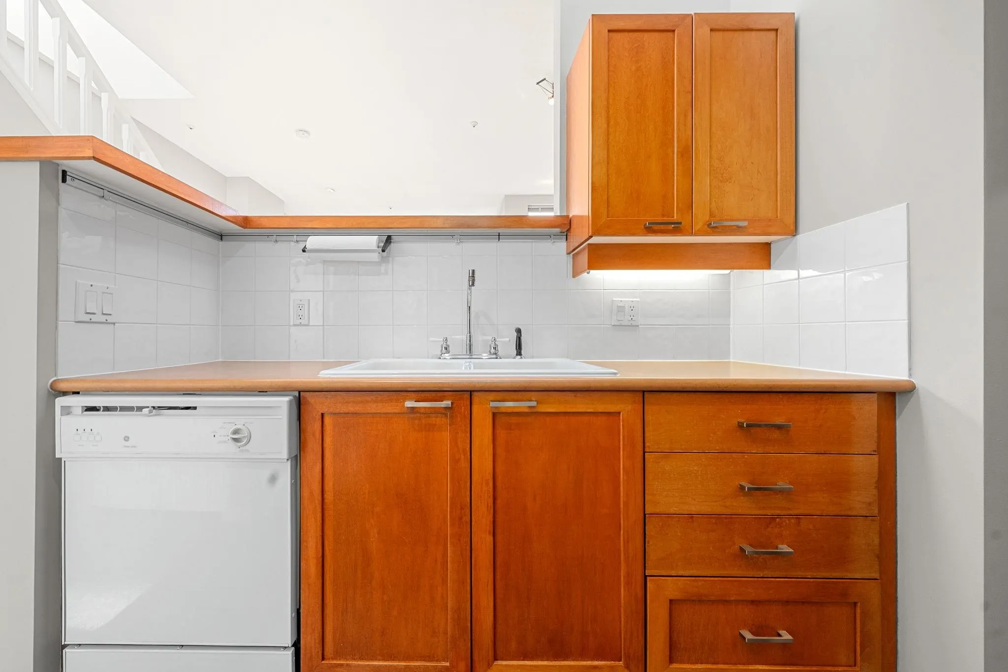 669 W 7th Avenue #207