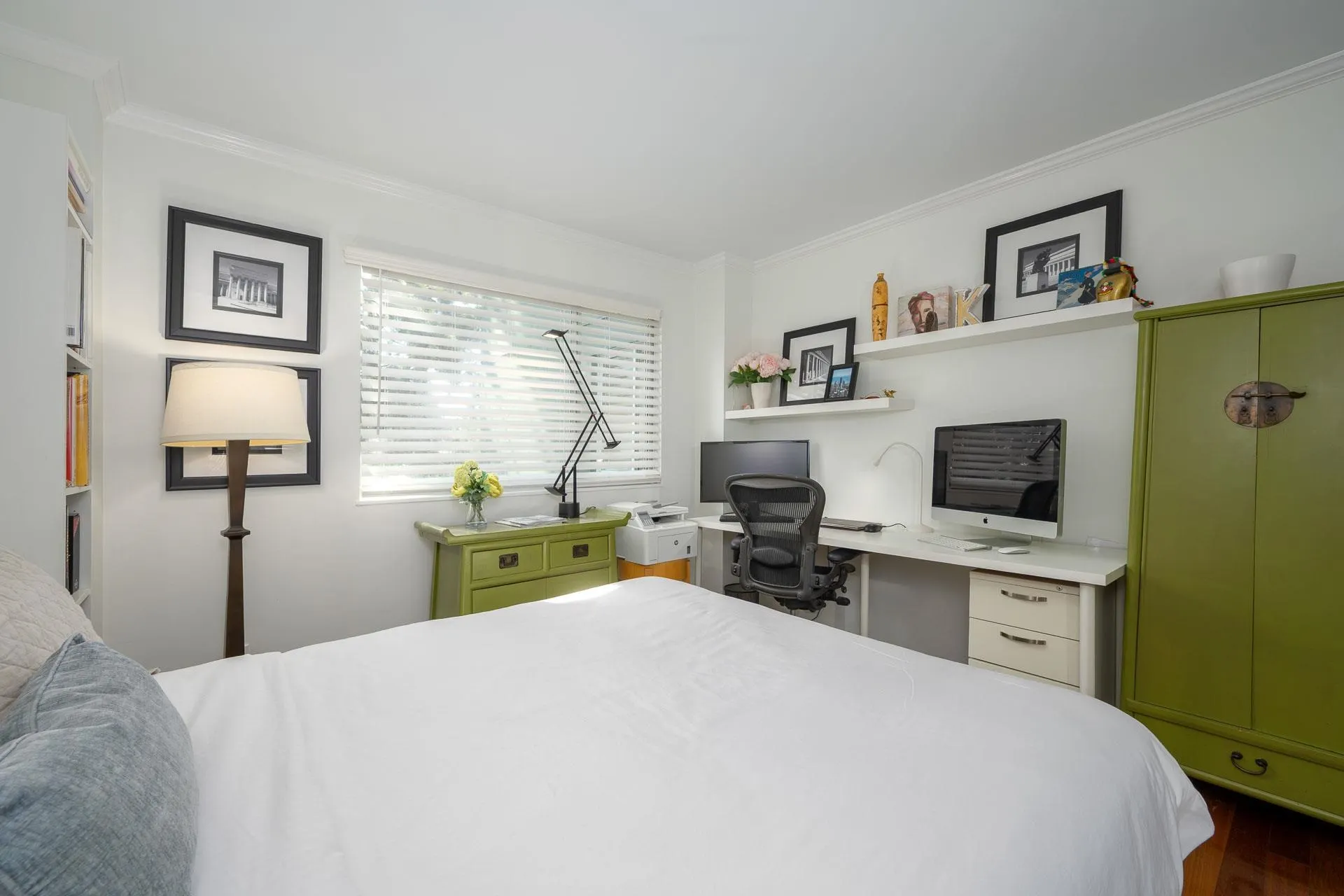 1508 Mariner Walk #607