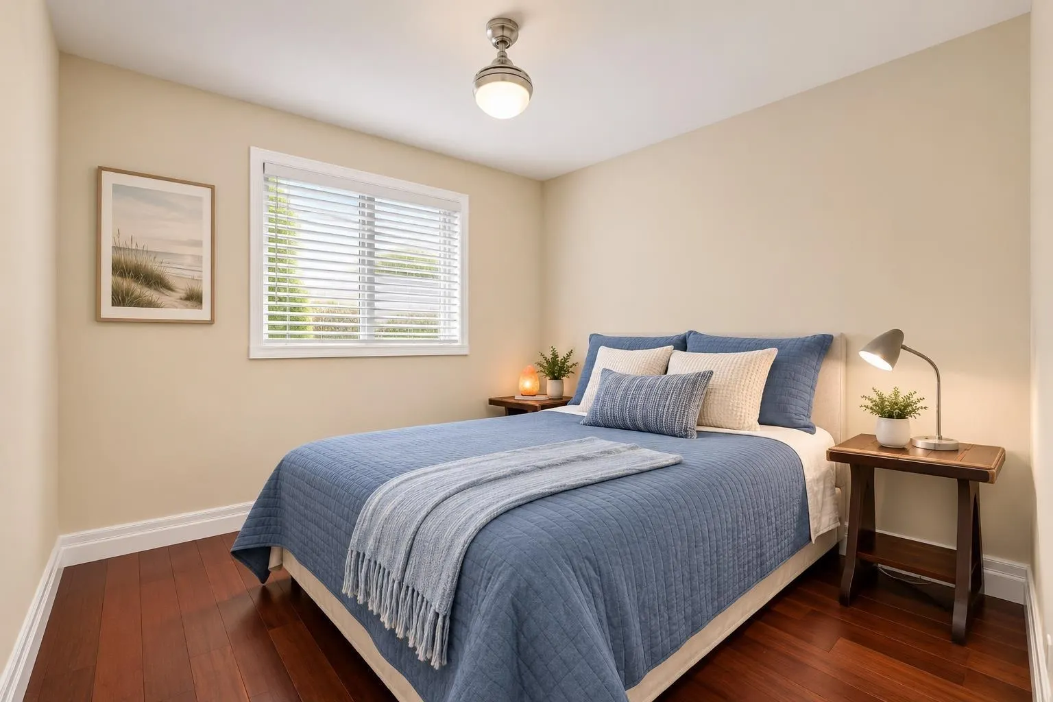 952 Kent Street