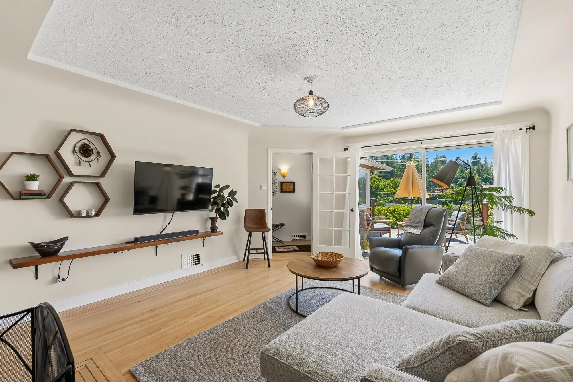 6577 Marine Drive