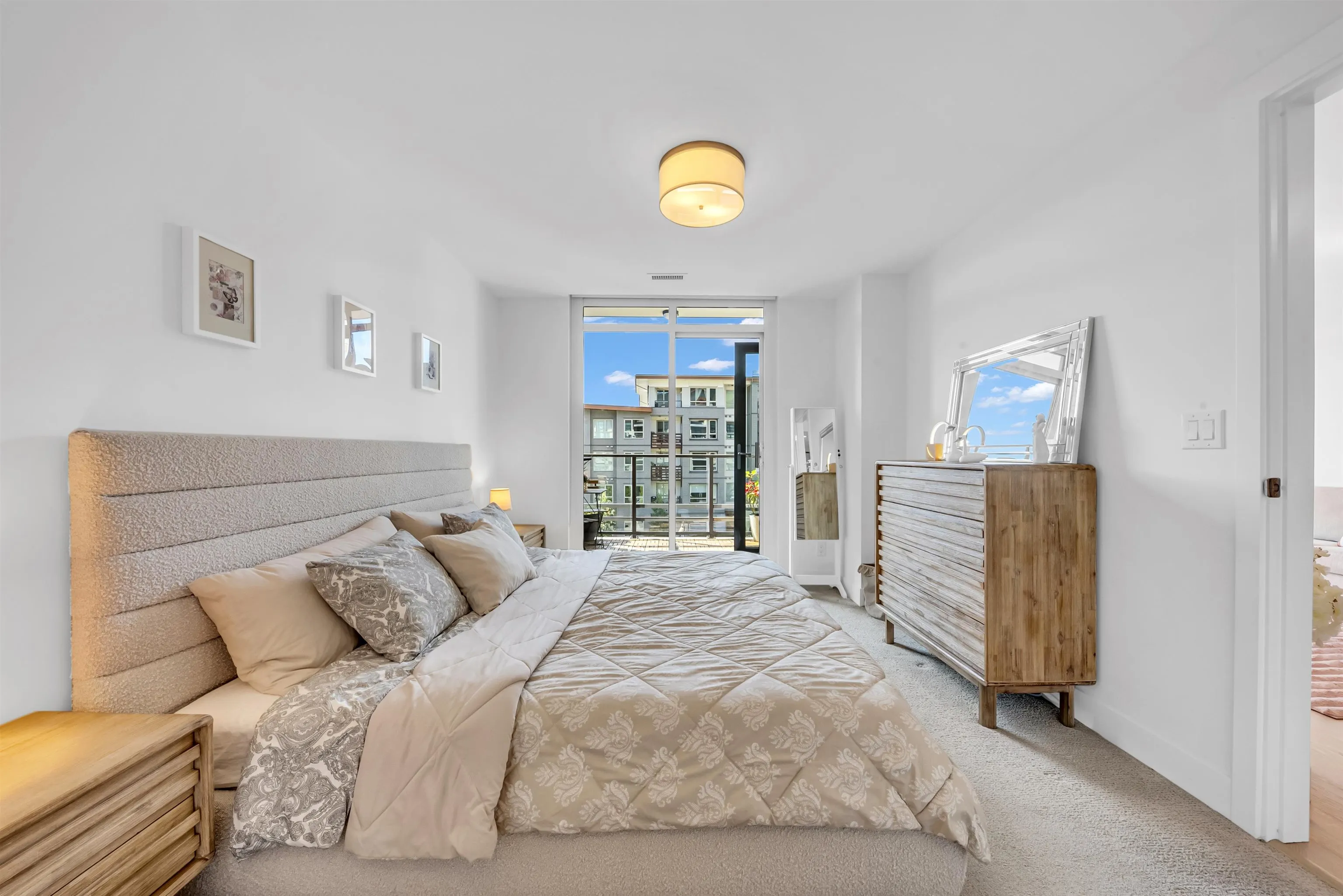 2707 Library Lane #305