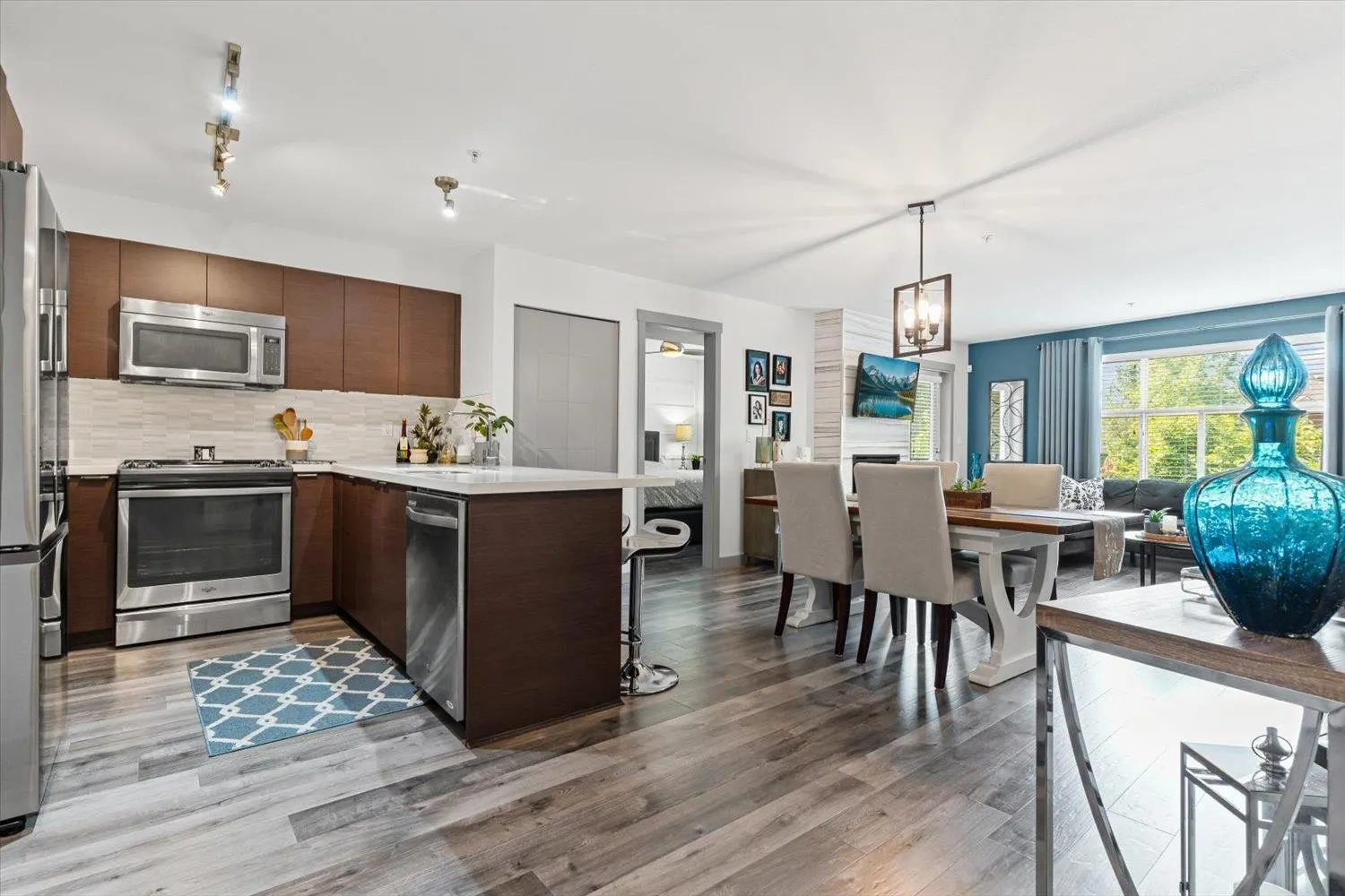 19201 66a Avenue #202