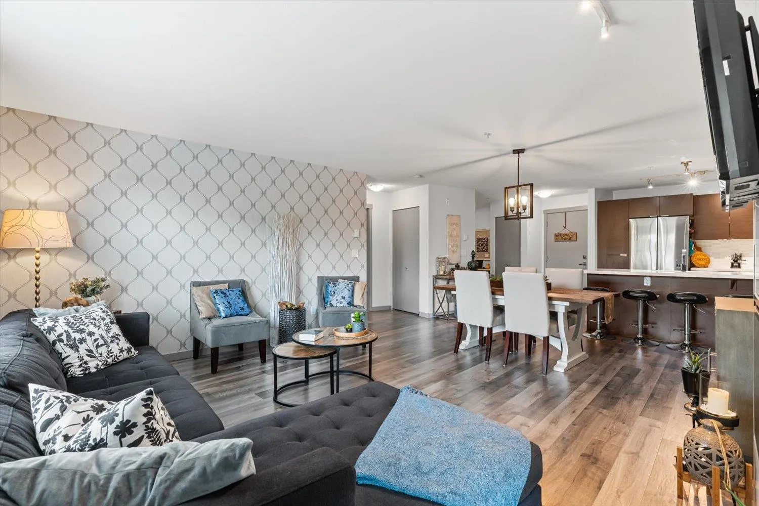19201 66a Avenue #202